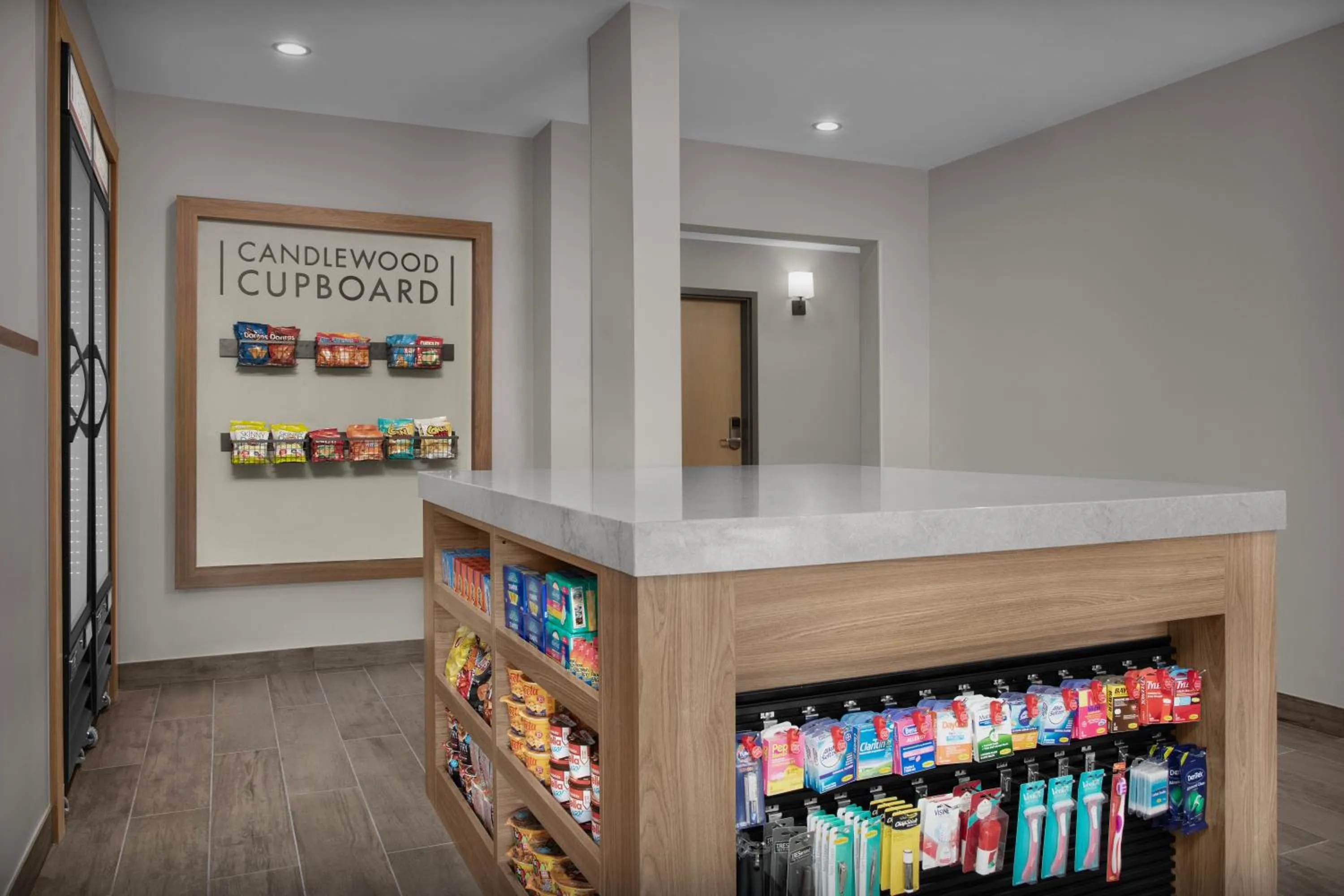 On-site shops in Candlewood Suites Jacksonville Southpoint