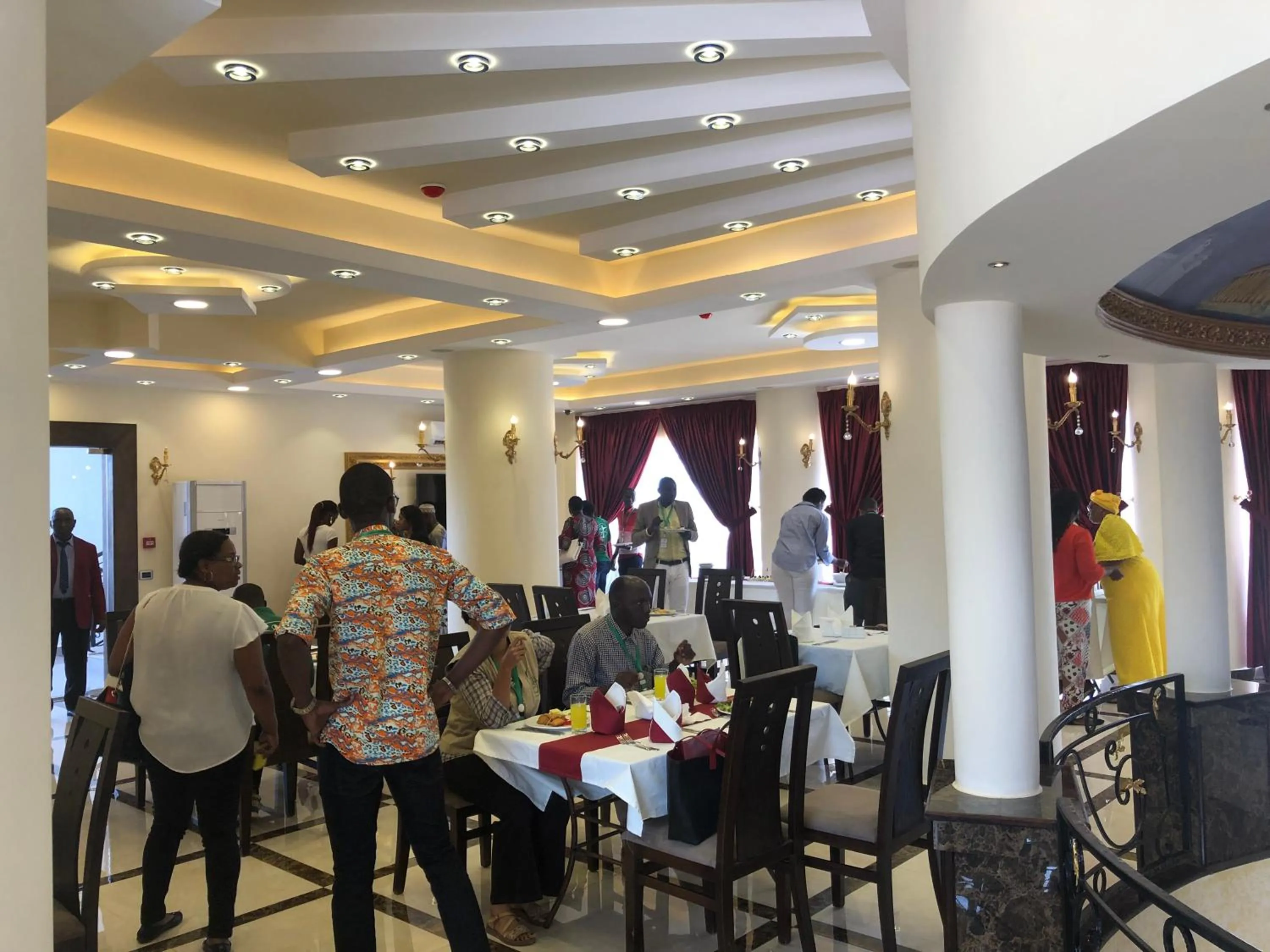 Restaurant/places to eat in Bissau Royal Hotel