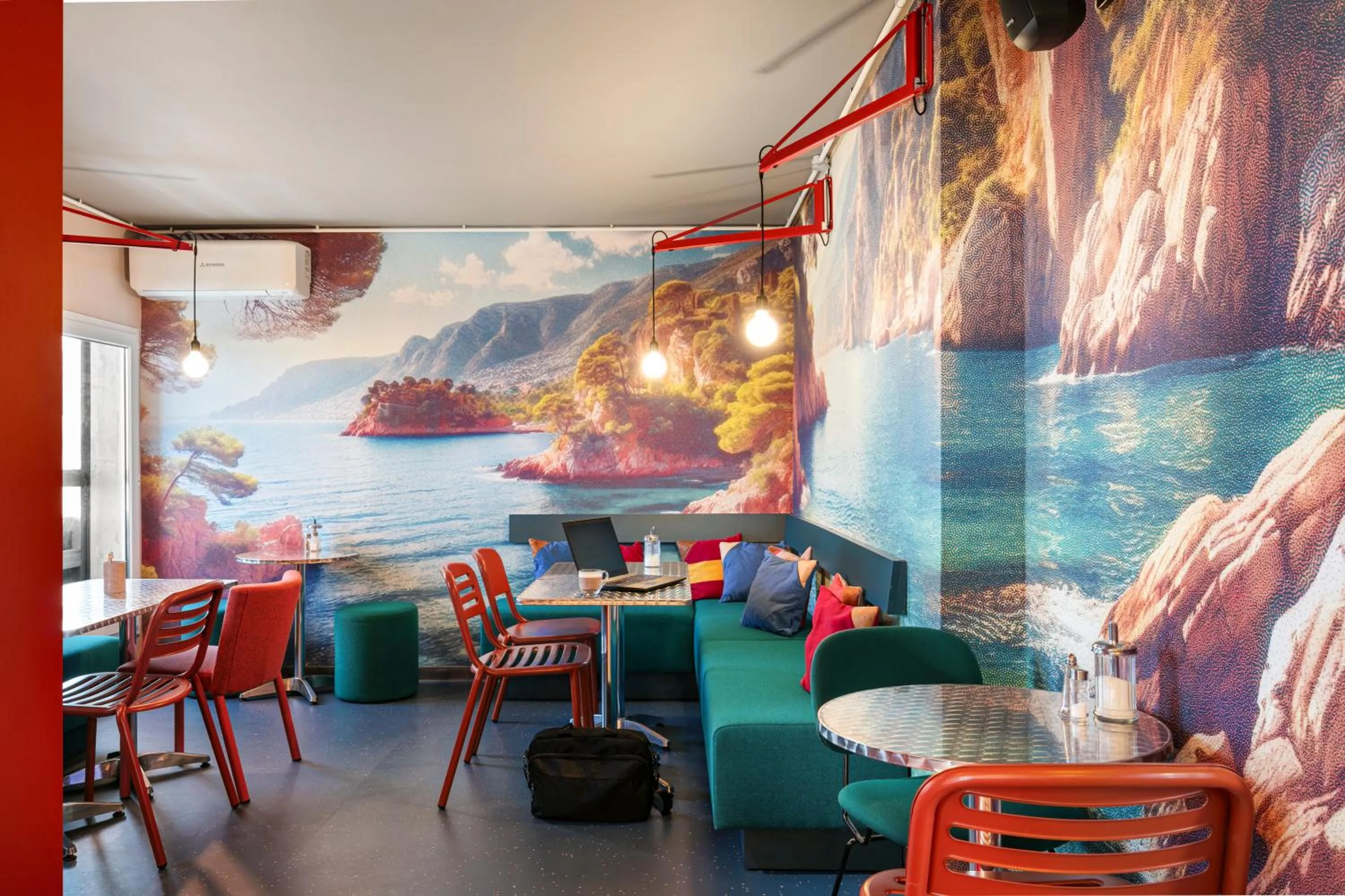 Lounge or bar in Greet Hotel Nice Aéroport Promenade des Anglais