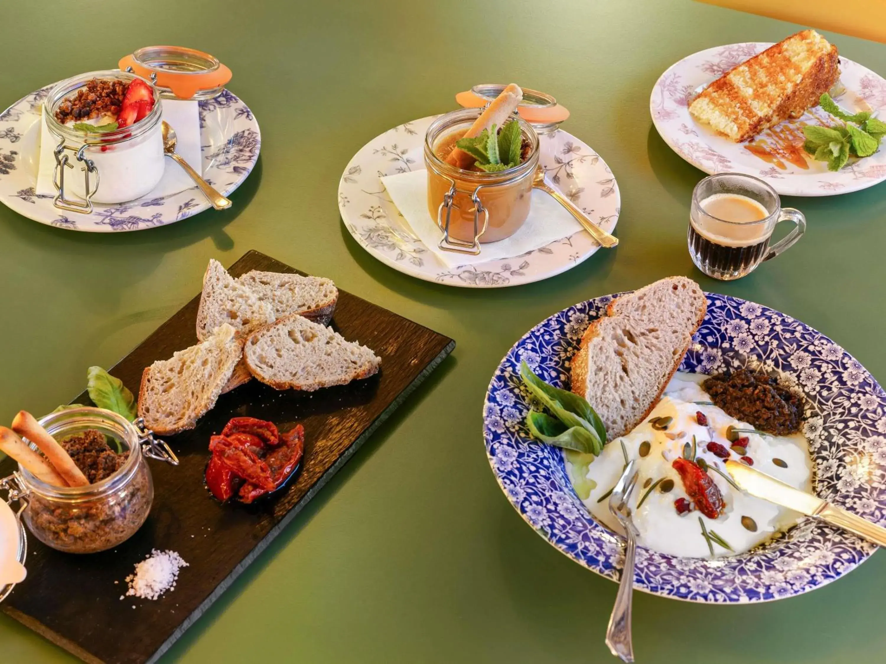 Breakfast in Greet Hotel Nice Aéroport Promenade des Anglais Breakfast in Greet Hotel Nice Aéroport Promenade des Anglais