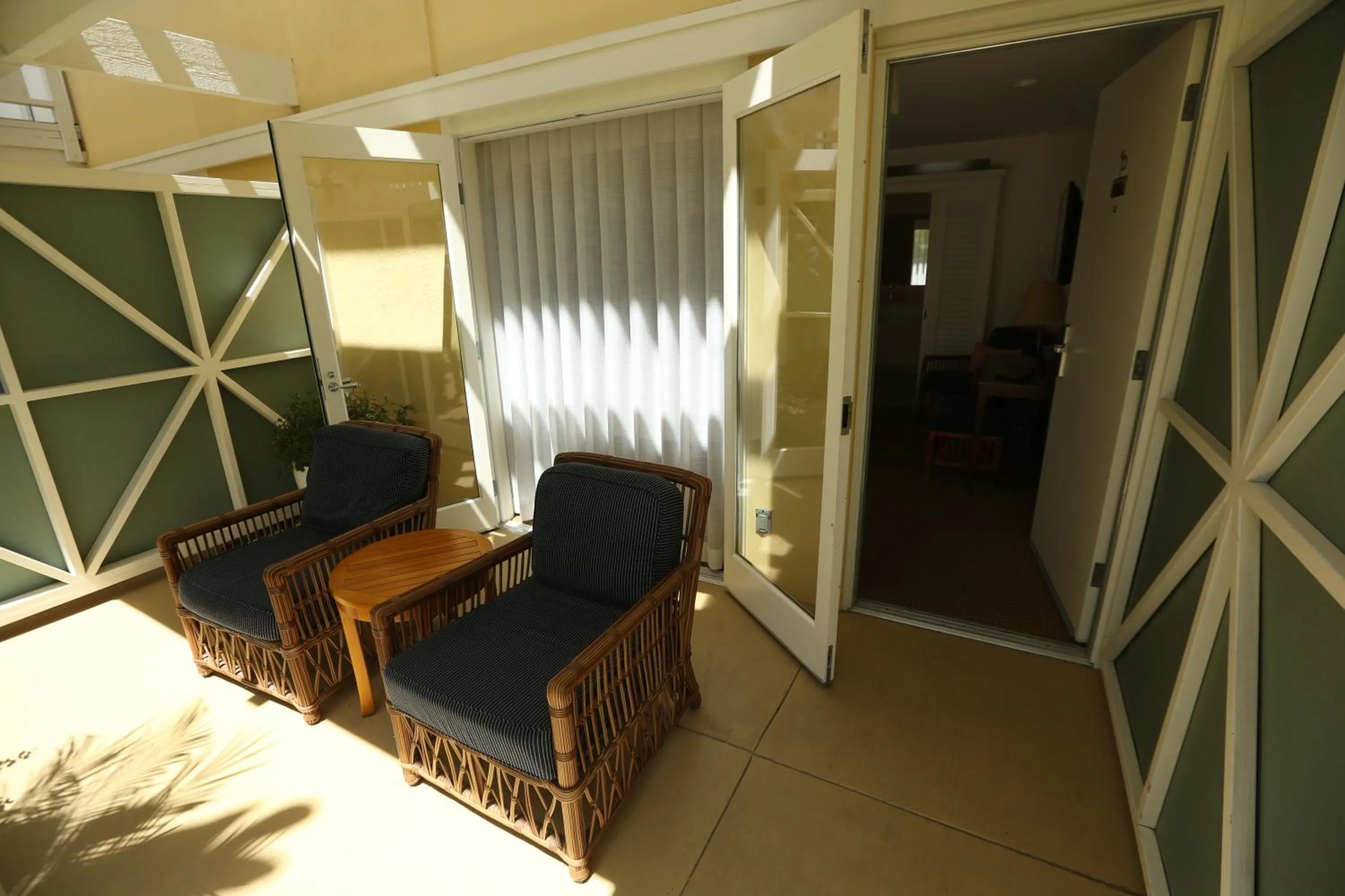 Balcony/Terrace in Pavilion Hotel