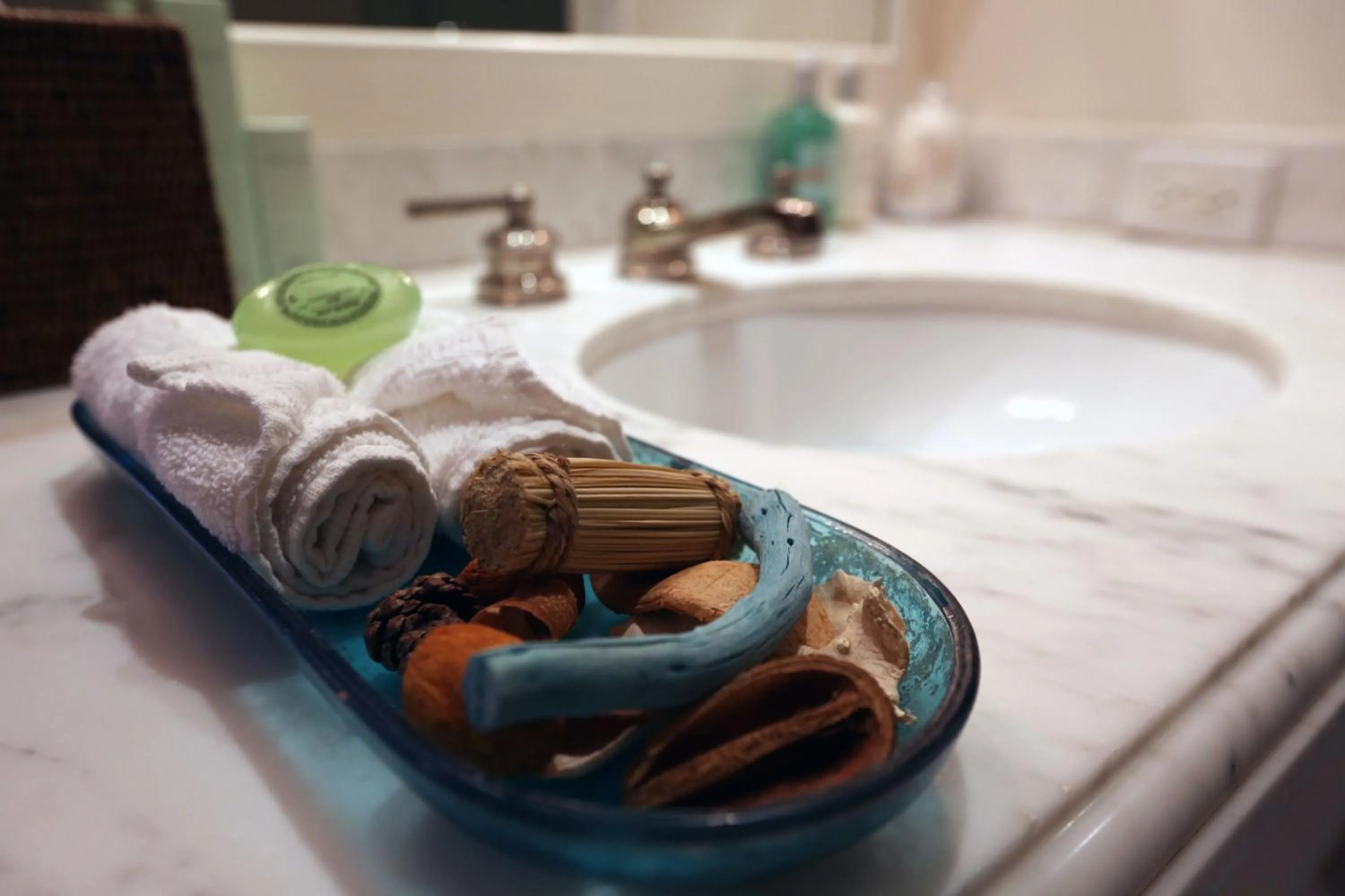 Bathroom in Pavilion Hotel