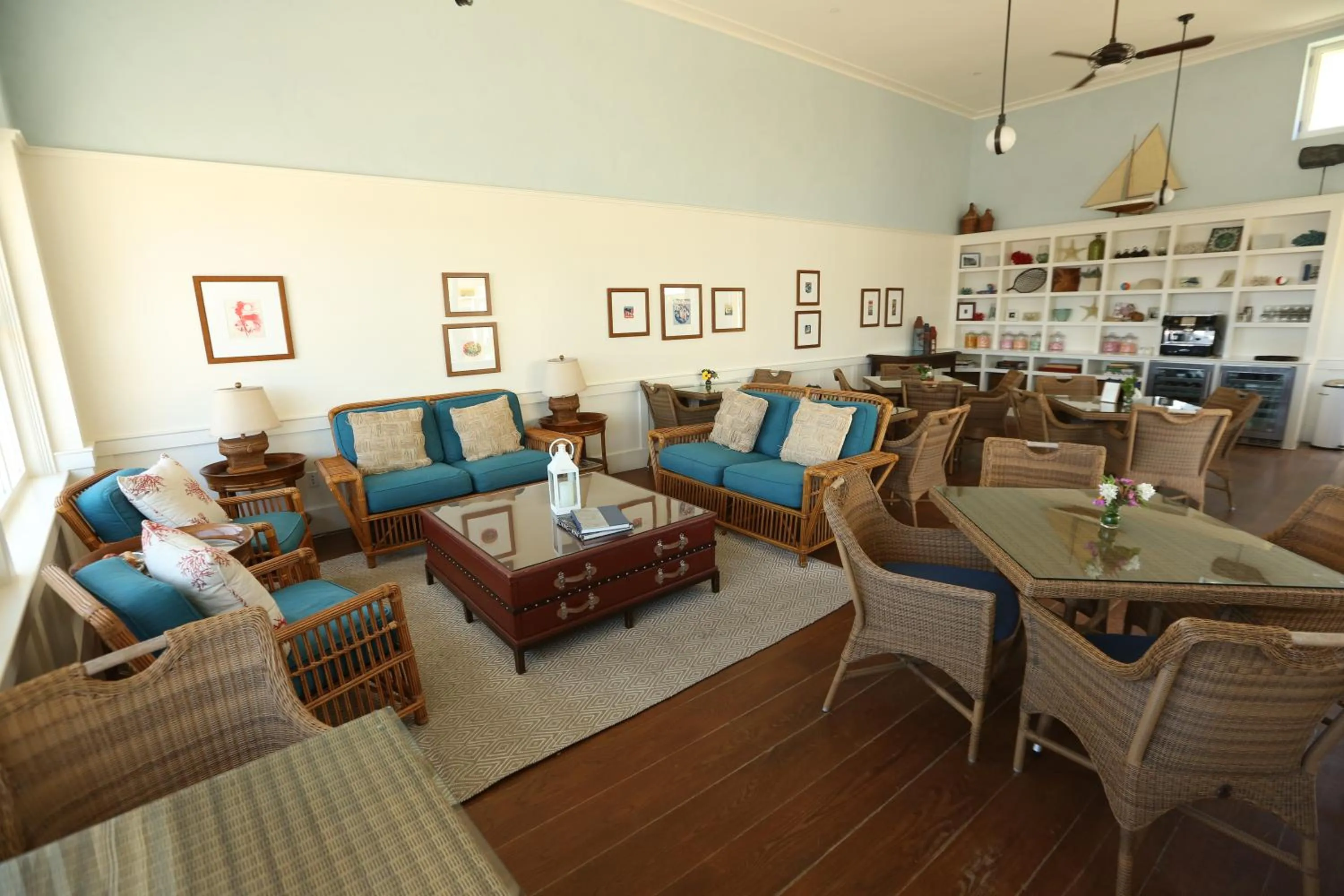 Decorative detail in Pavilion Hotel