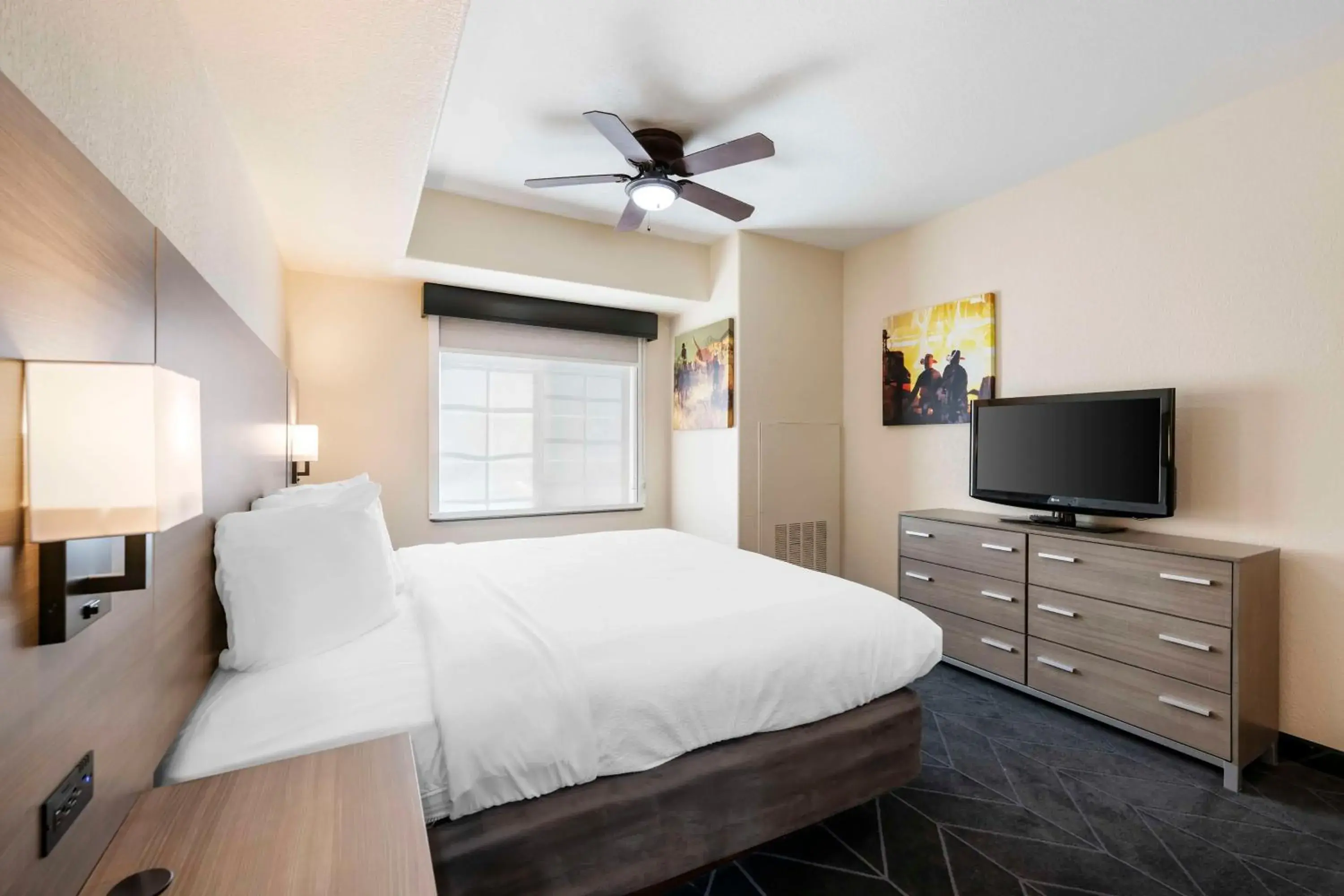 Bedroom, Bed in Best Western Lubbock West Inn & Suites Bedroom, Bed in Best Western Lubbock West Inn & Suites