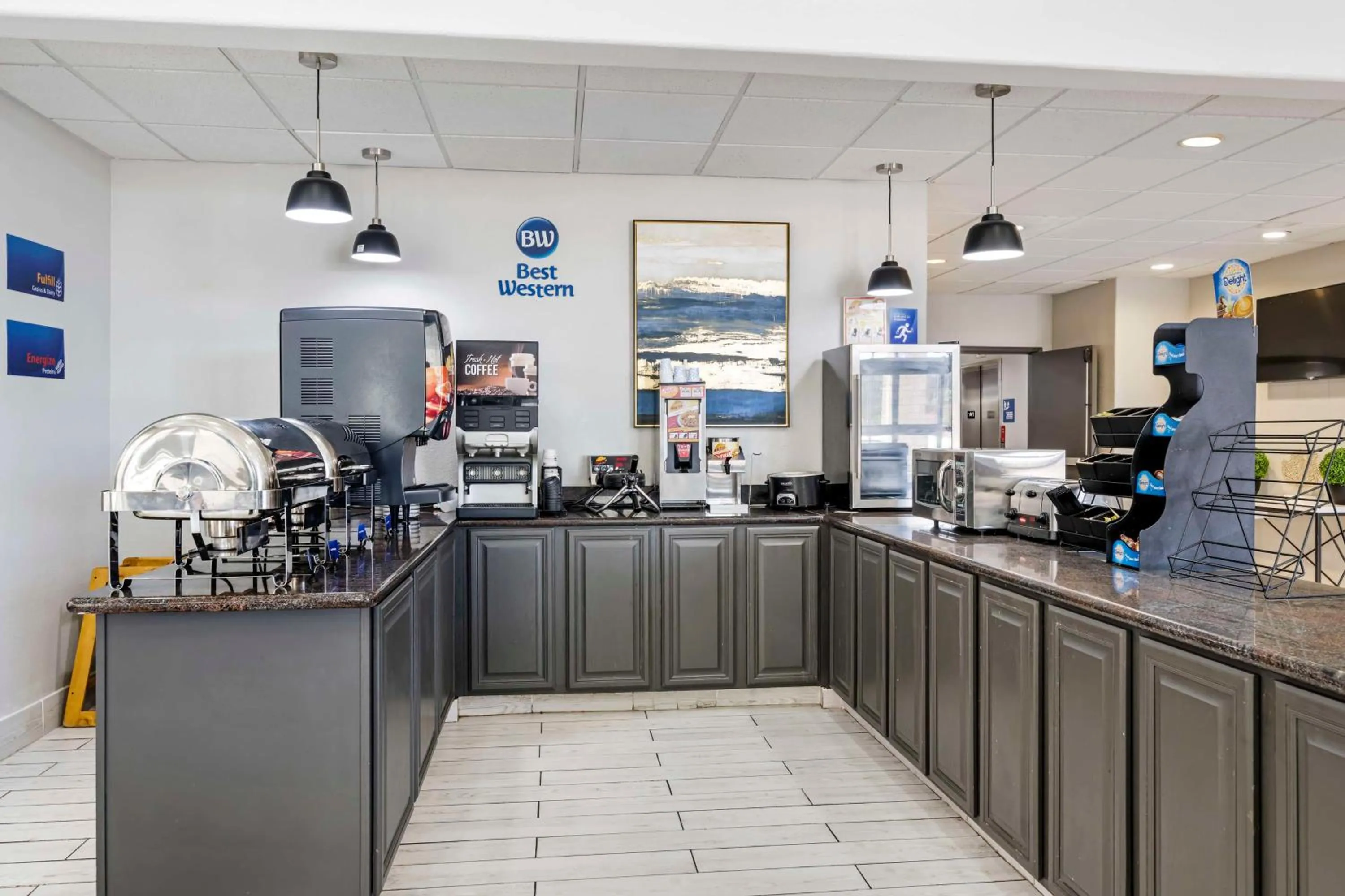 Breakfast in Best Western Lubbock West Inn & Suites