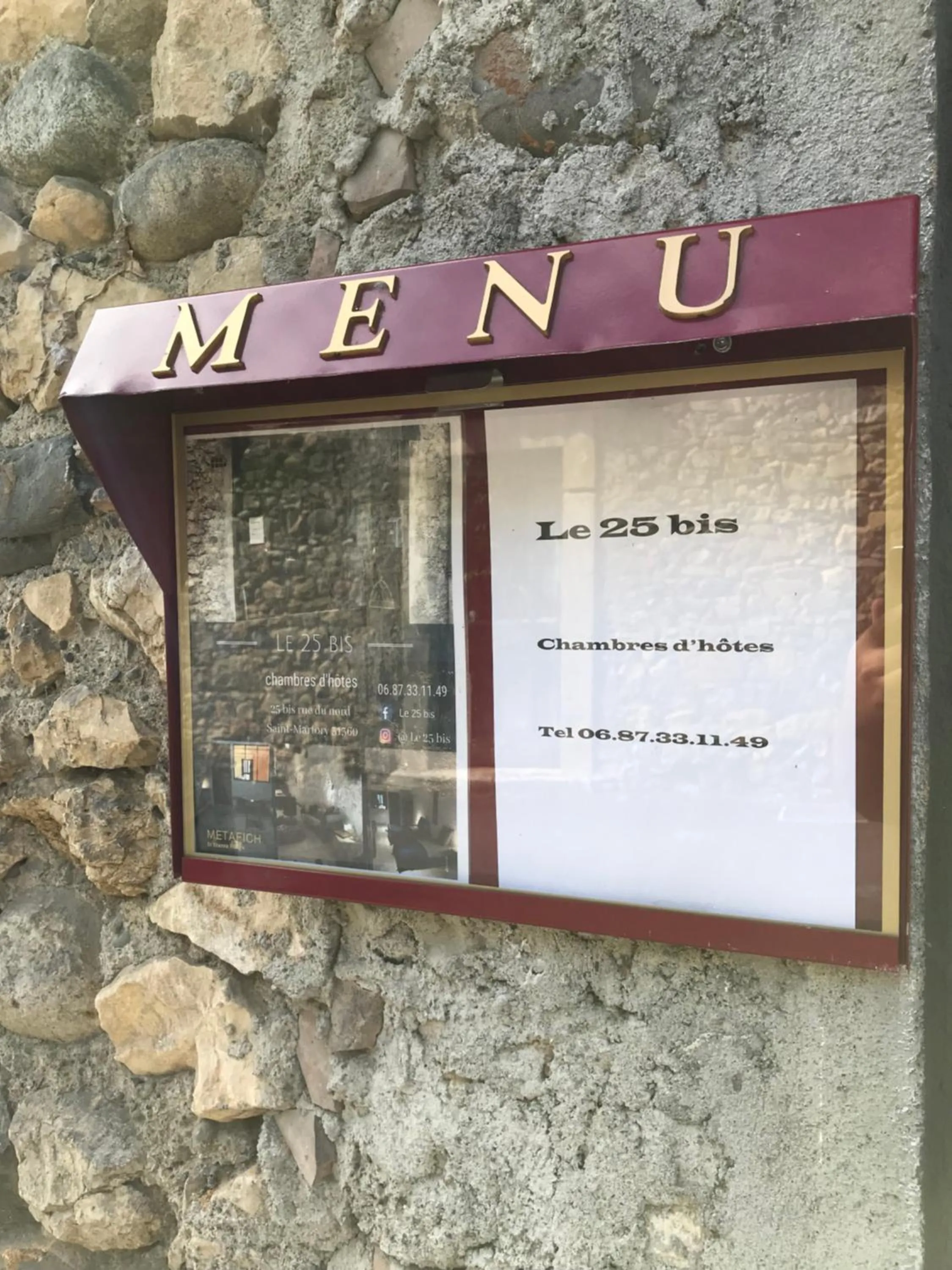 Facade/entrance in le 25bis