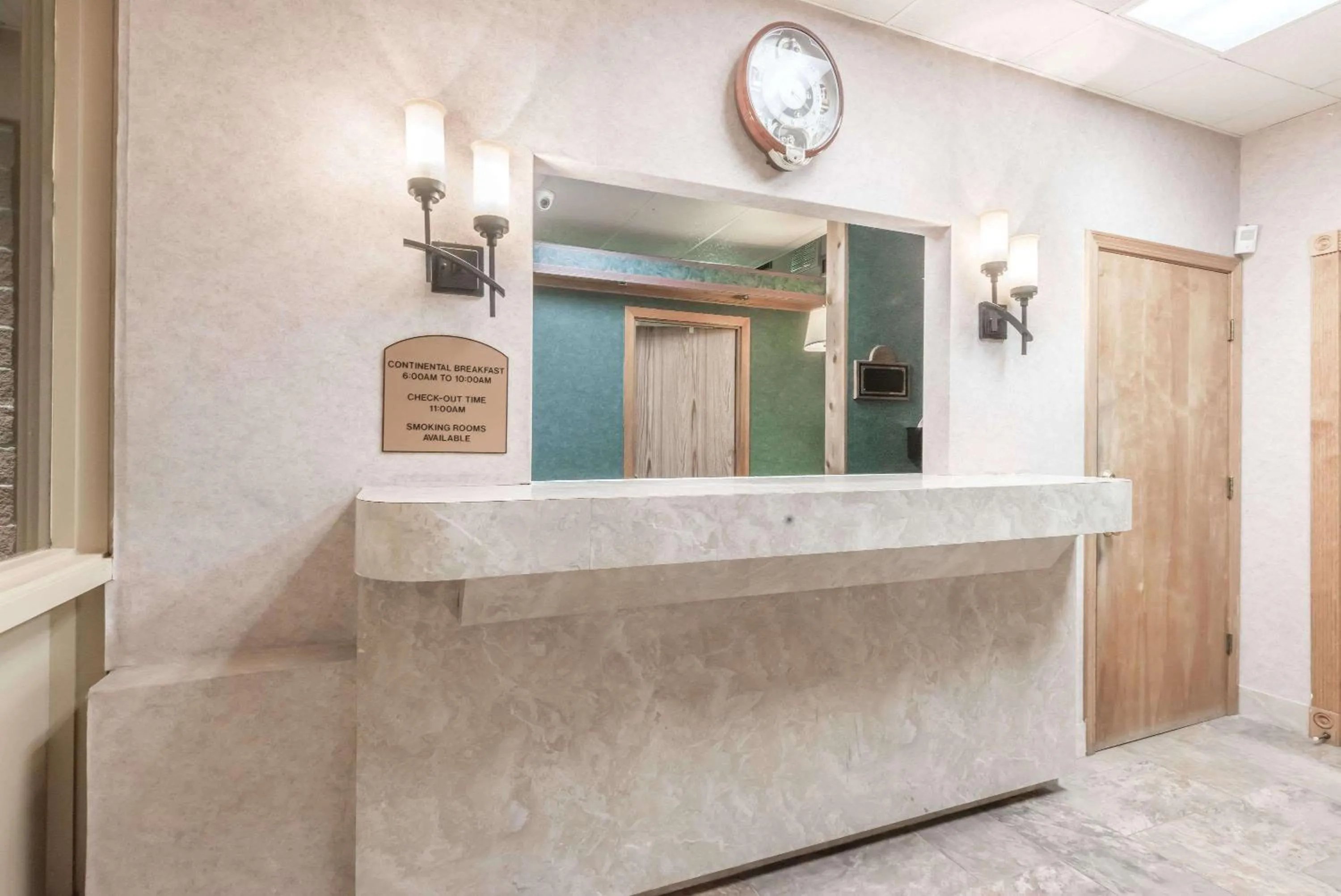 Lobby or reception in Days Inn by Wyndham Niles