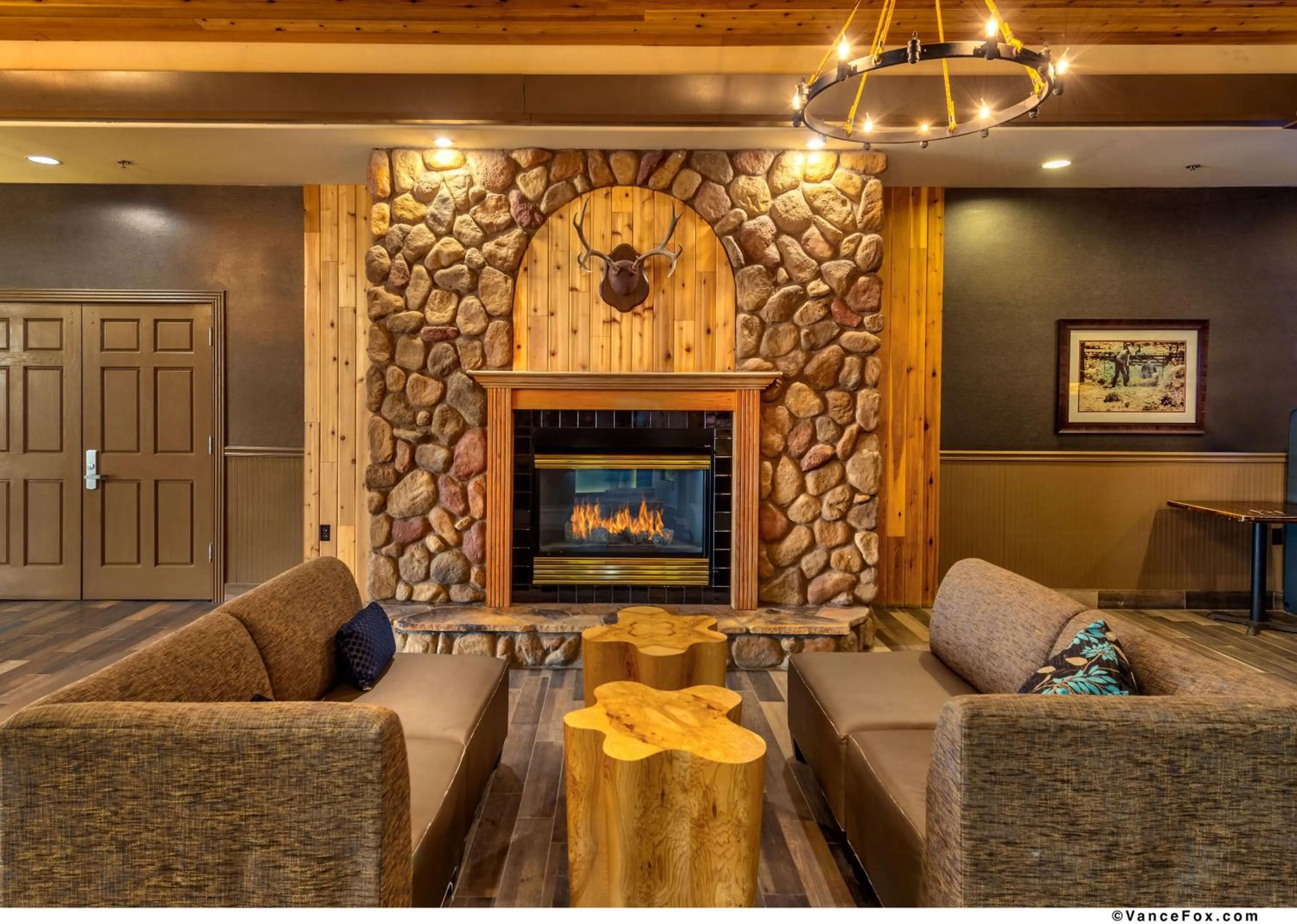 Lobby or reception in SureStay Hotel by Best Western Lovelock