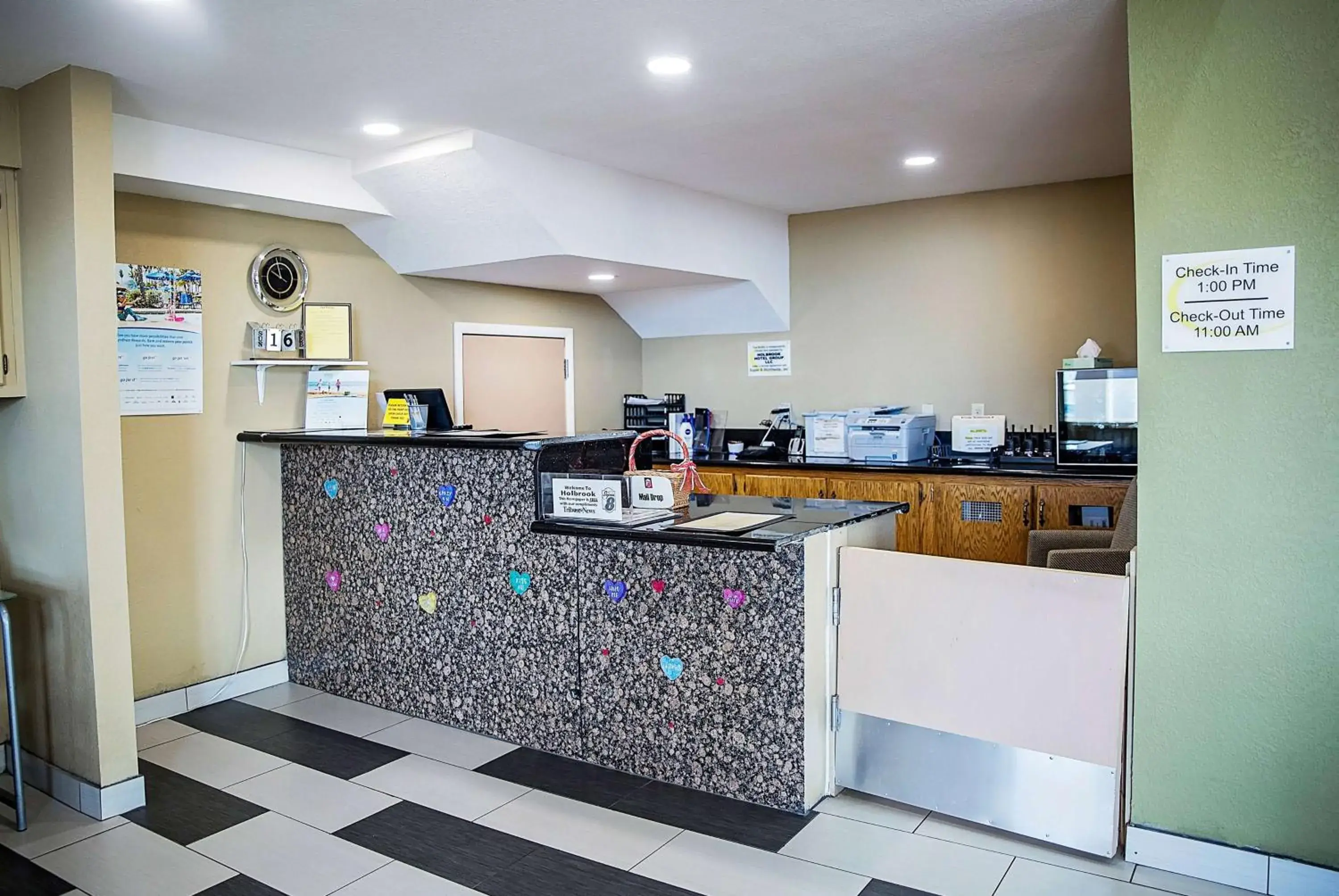 Lobby or reception in Super 8 by Wyndham Holbrook Lobby or reception in Super 8 by Wyndham Holbrook