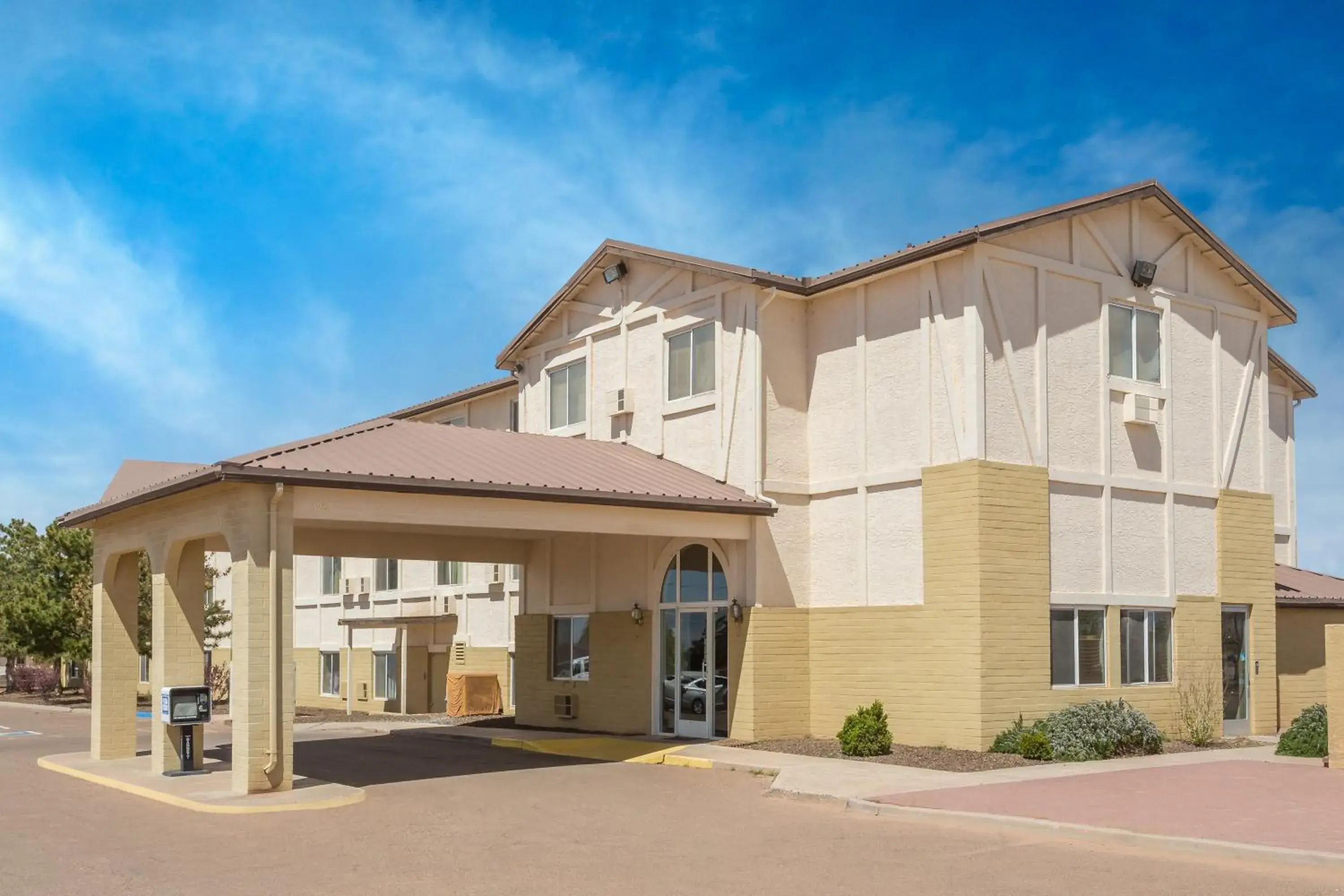 Property building in Super 8 by Wyndham Holbrook Property building in Super 8 by Wyndham Holbrook