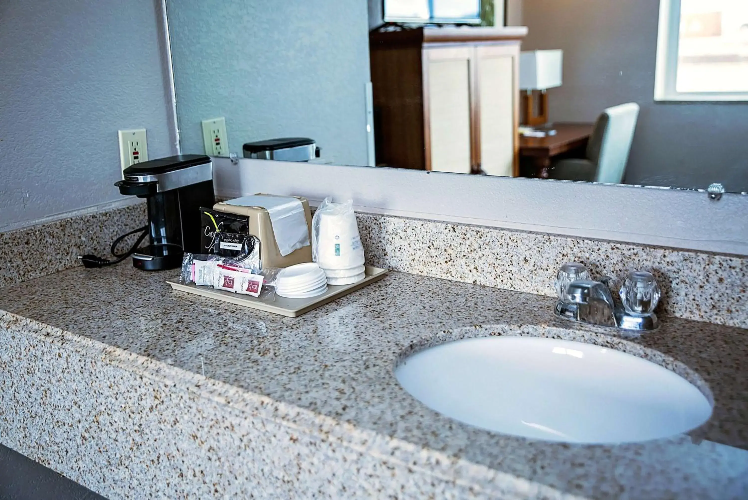 Lobby or reception in Super 8 by Wyndham Holbrook Lobby or reception in Super 8 by Wyndham Holbrook