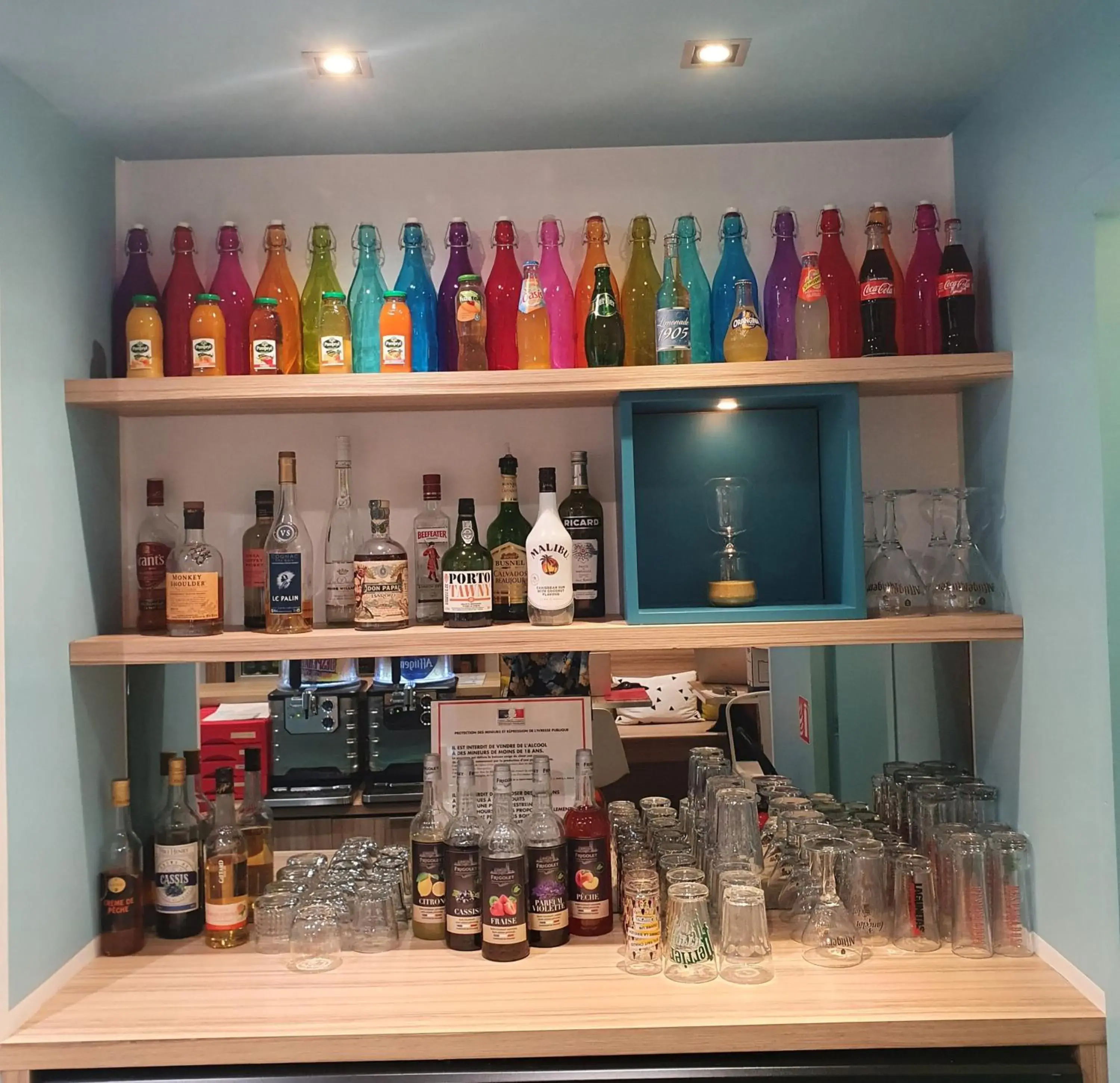 Lounge or bar in Kyriad Hotel Brest Lounge or bar in Kyriad Hotel Brest