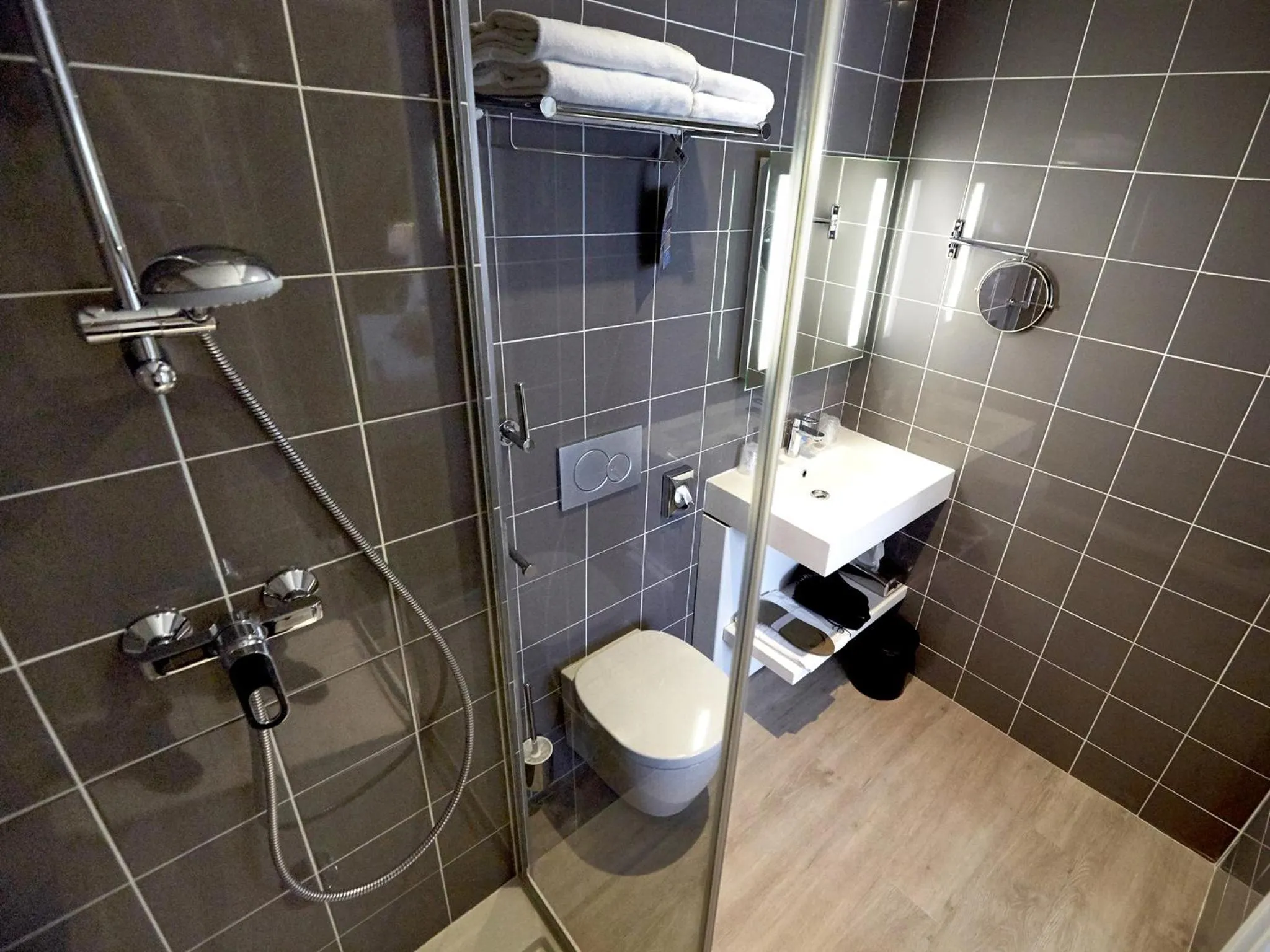 Bathroom in Kyriad Hotel Brest