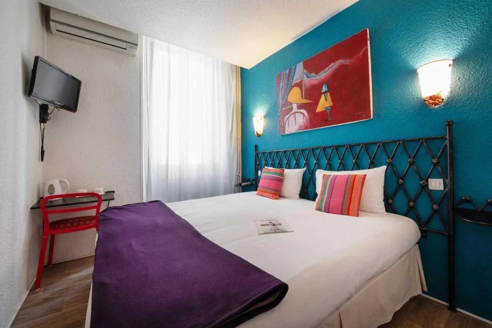 Bedroom, Bed in Hôtel Brimer Cannes