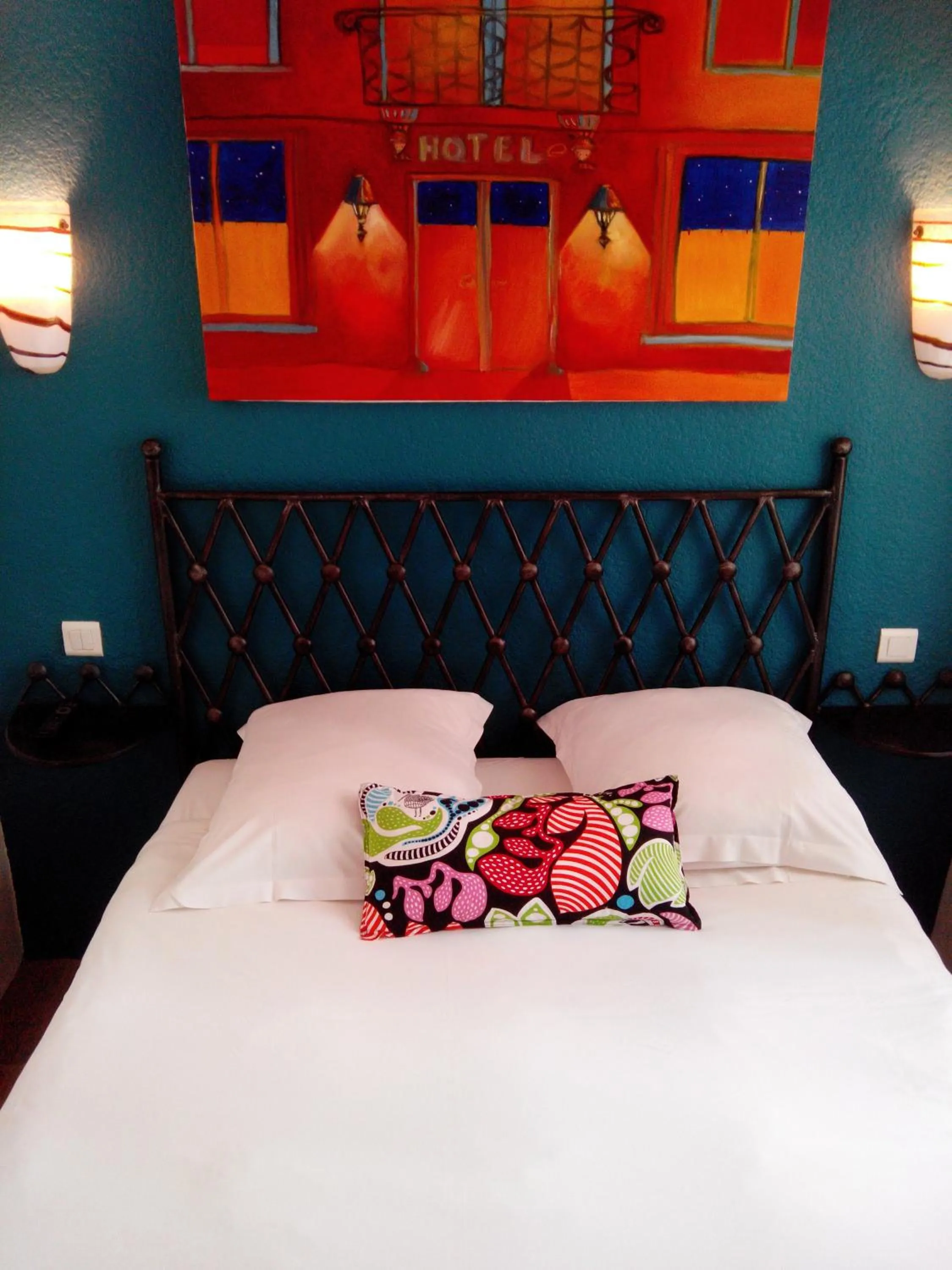 Bed in Hôtel Brimer Cannes