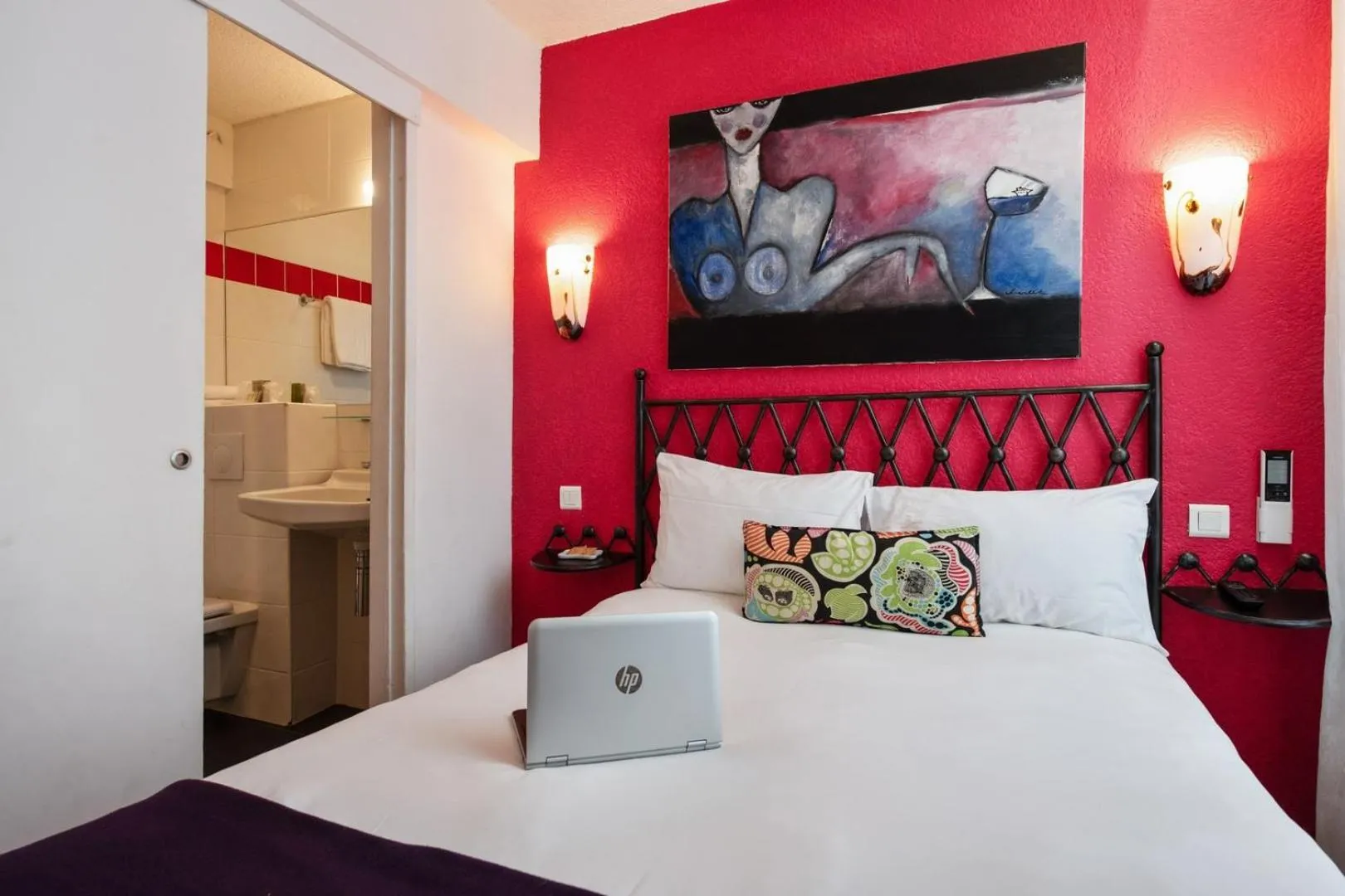 Bedroom, Bed in Hôtel Brimer Cannes