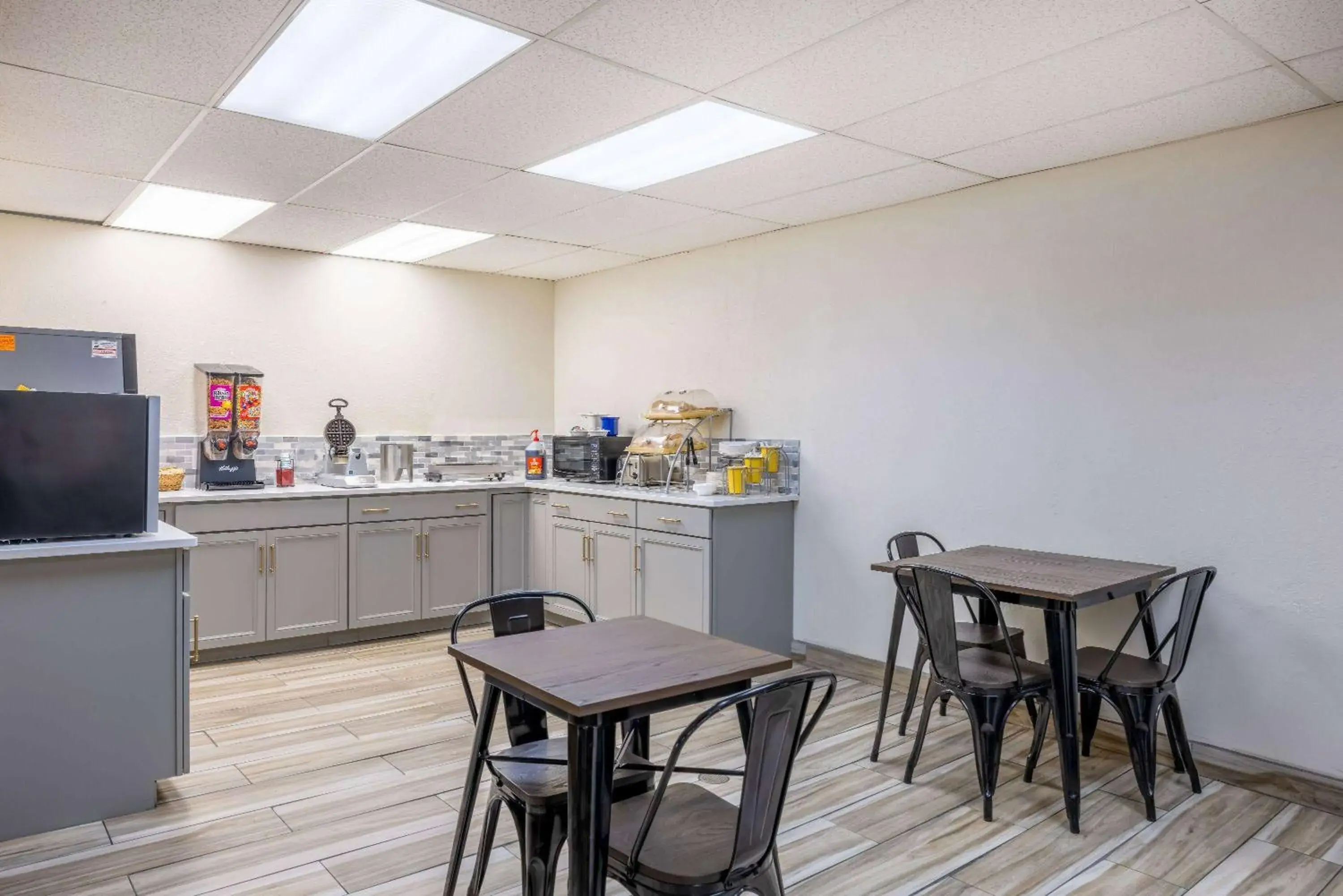 Breakfast in Wingate by Wyndham Butte City Center Breakfast in Wingate by Wyndham Butte City Center