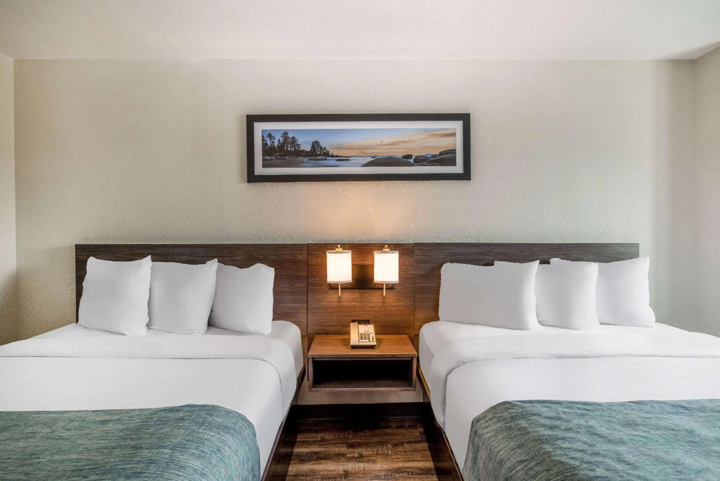 Bed in Wingate by Wyndham Butte City Center