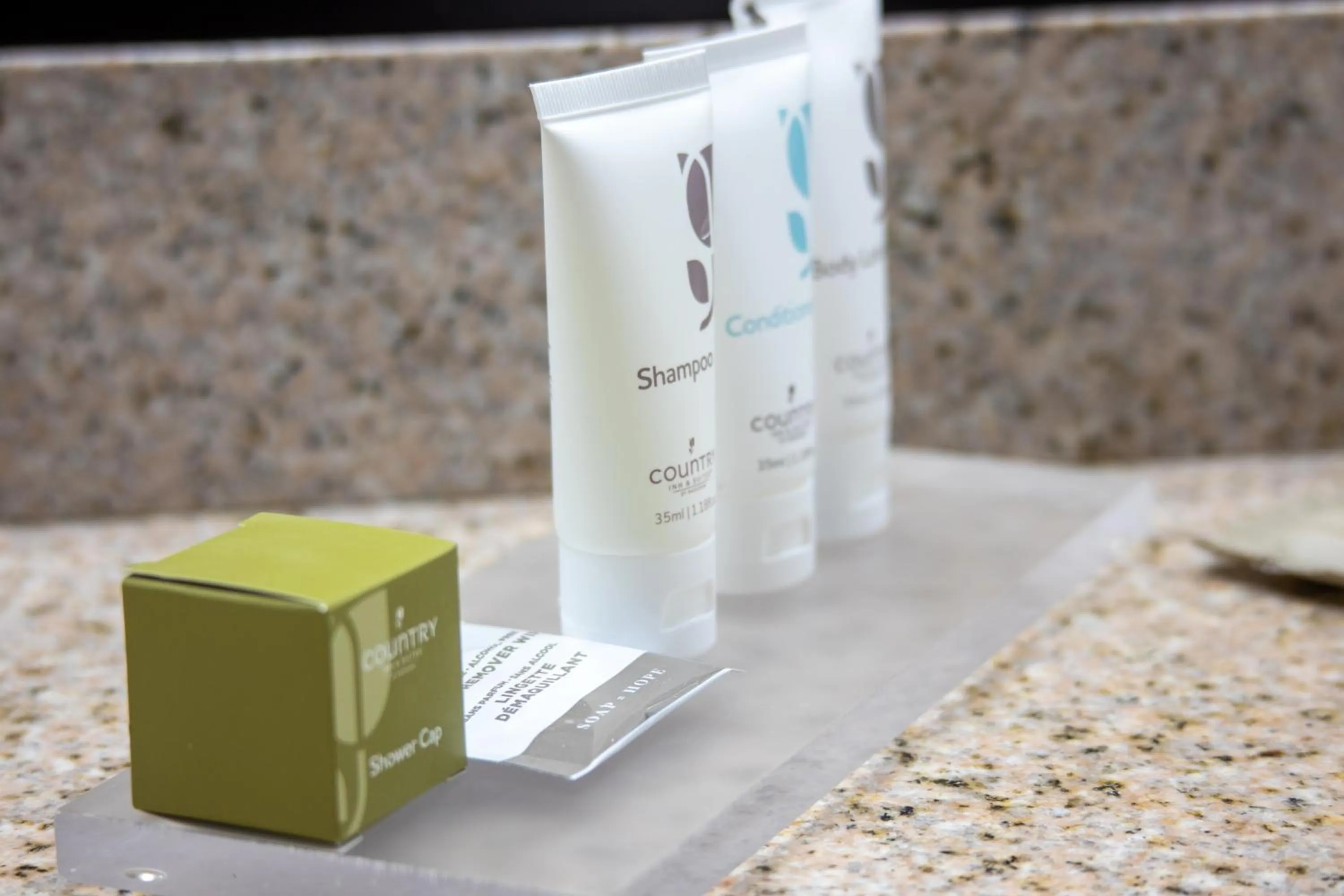 Bathroom in Country Inn & Suites by Radisson, Wilmington, NC