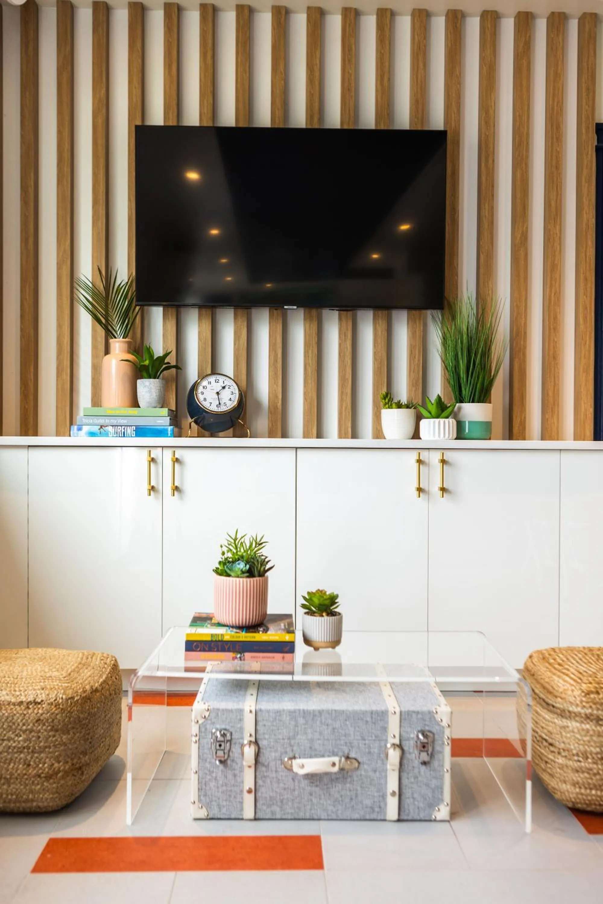 TV and multimedia in Freebird by Reverie Boutique Collection