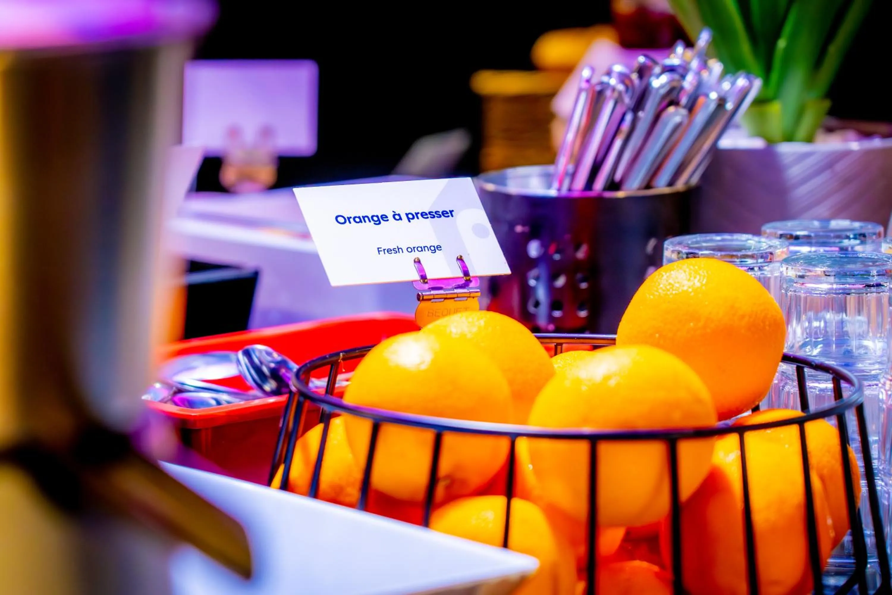 Food and drinks in Campanile Evry Est - Saint Germain les Corbeil