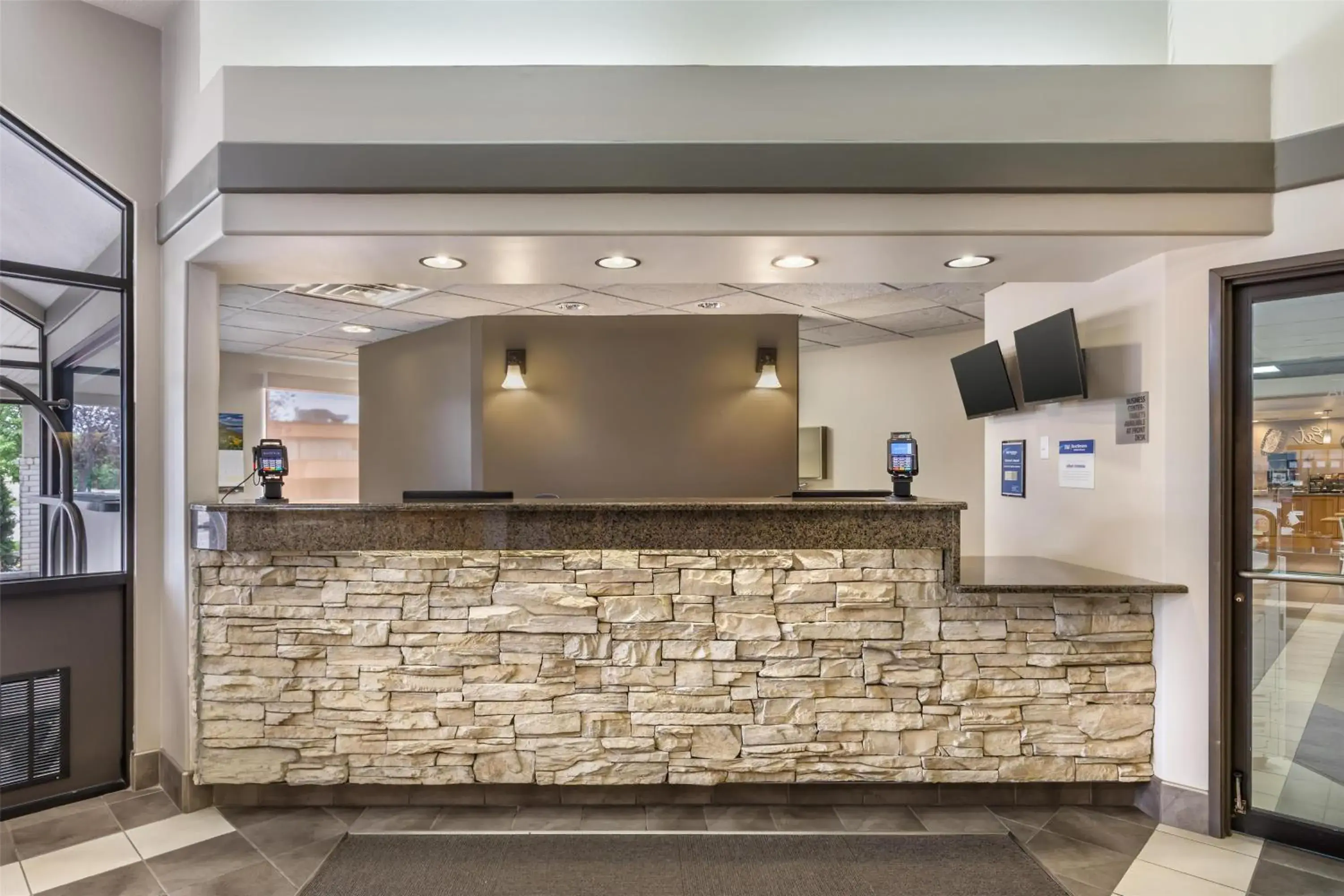 Lobby or reception in Best Western Plus Great Northern Inn Lobby or reception in Best Western Plus Great Northern Inn
