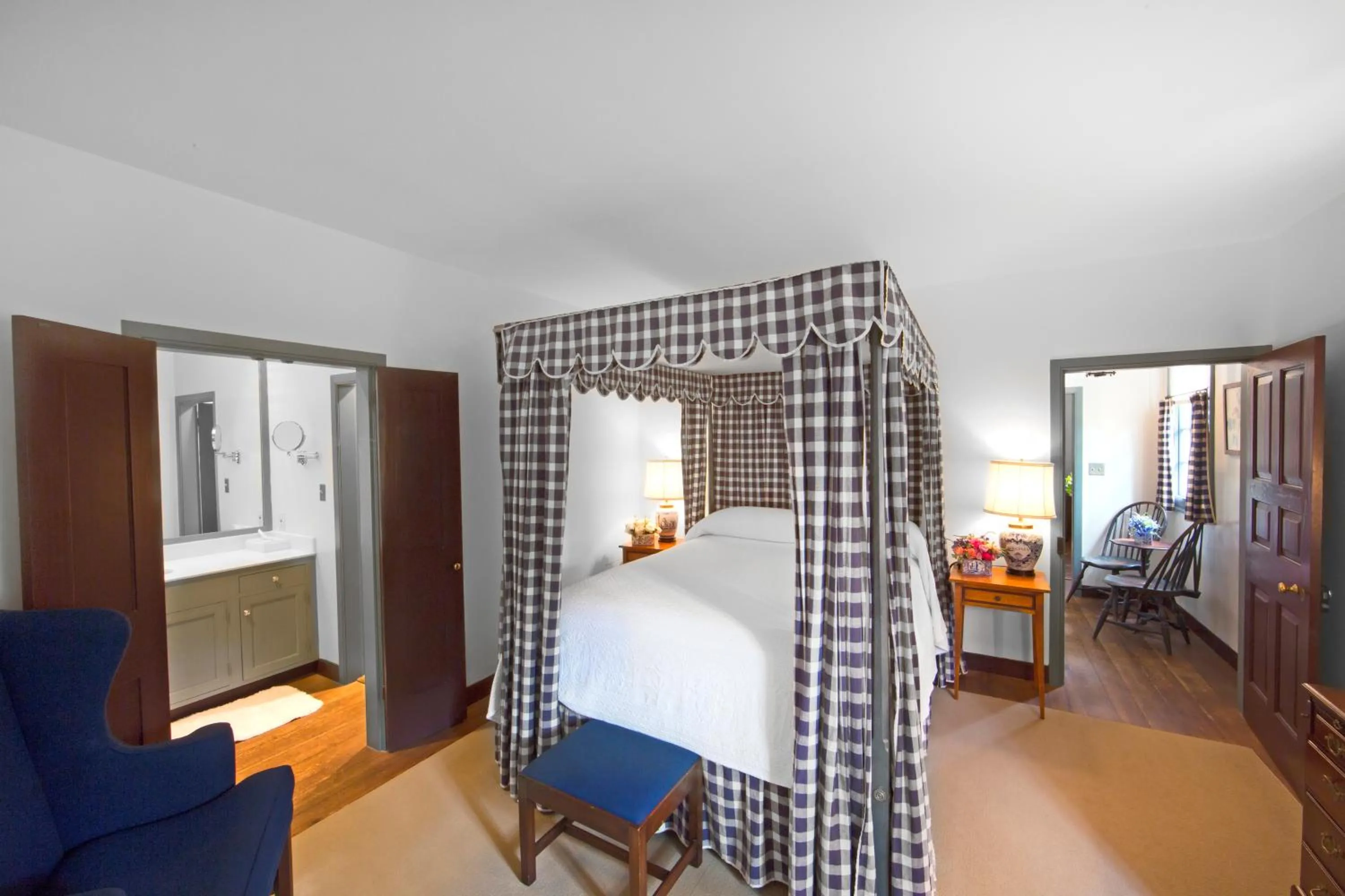 Bedroom, Bed in Colonial Houses, an official Colonial Williamsburg Hotel