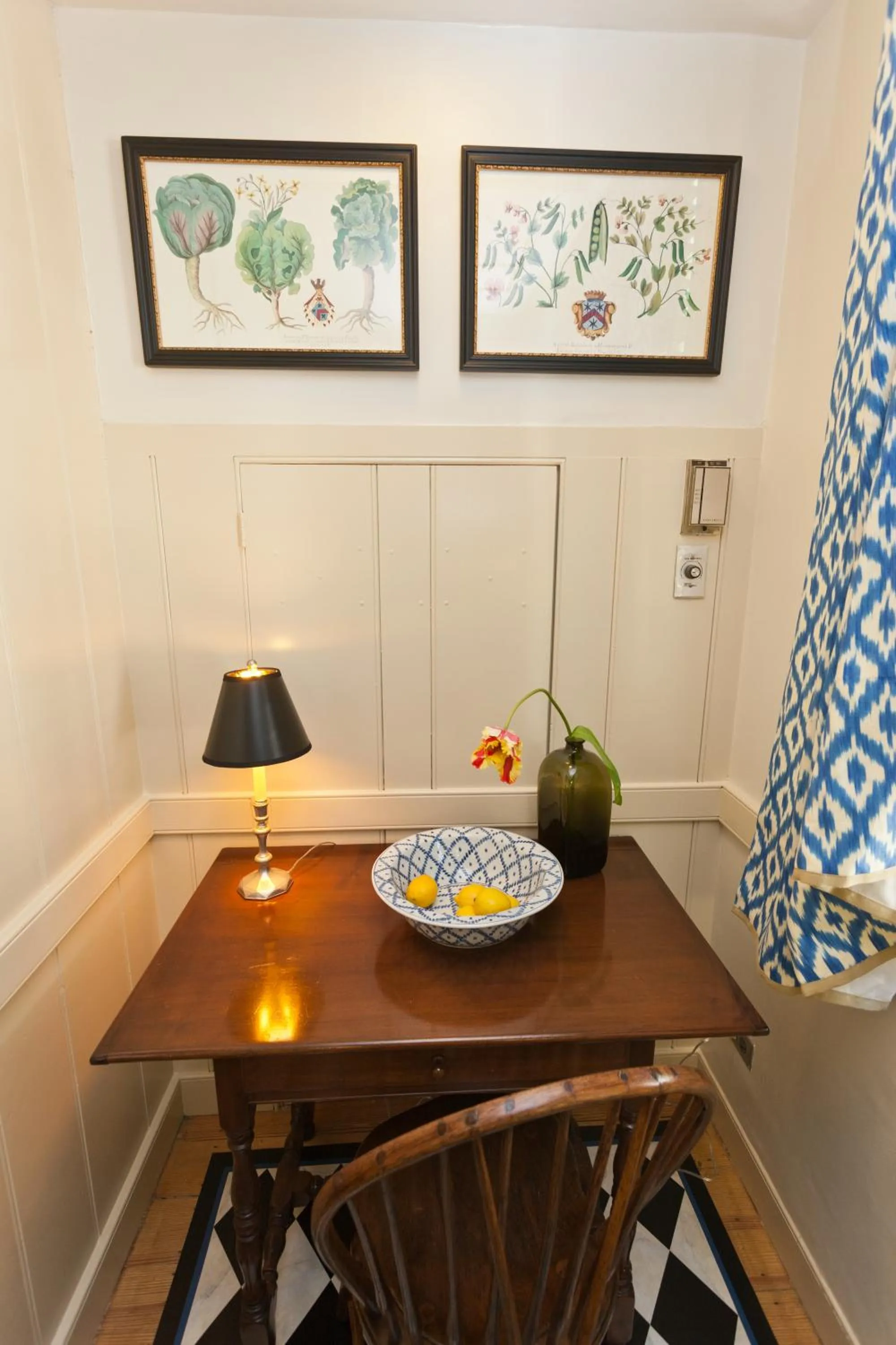 Seating area in Colonial Houses, an official Colonial Williamsburg Hotel