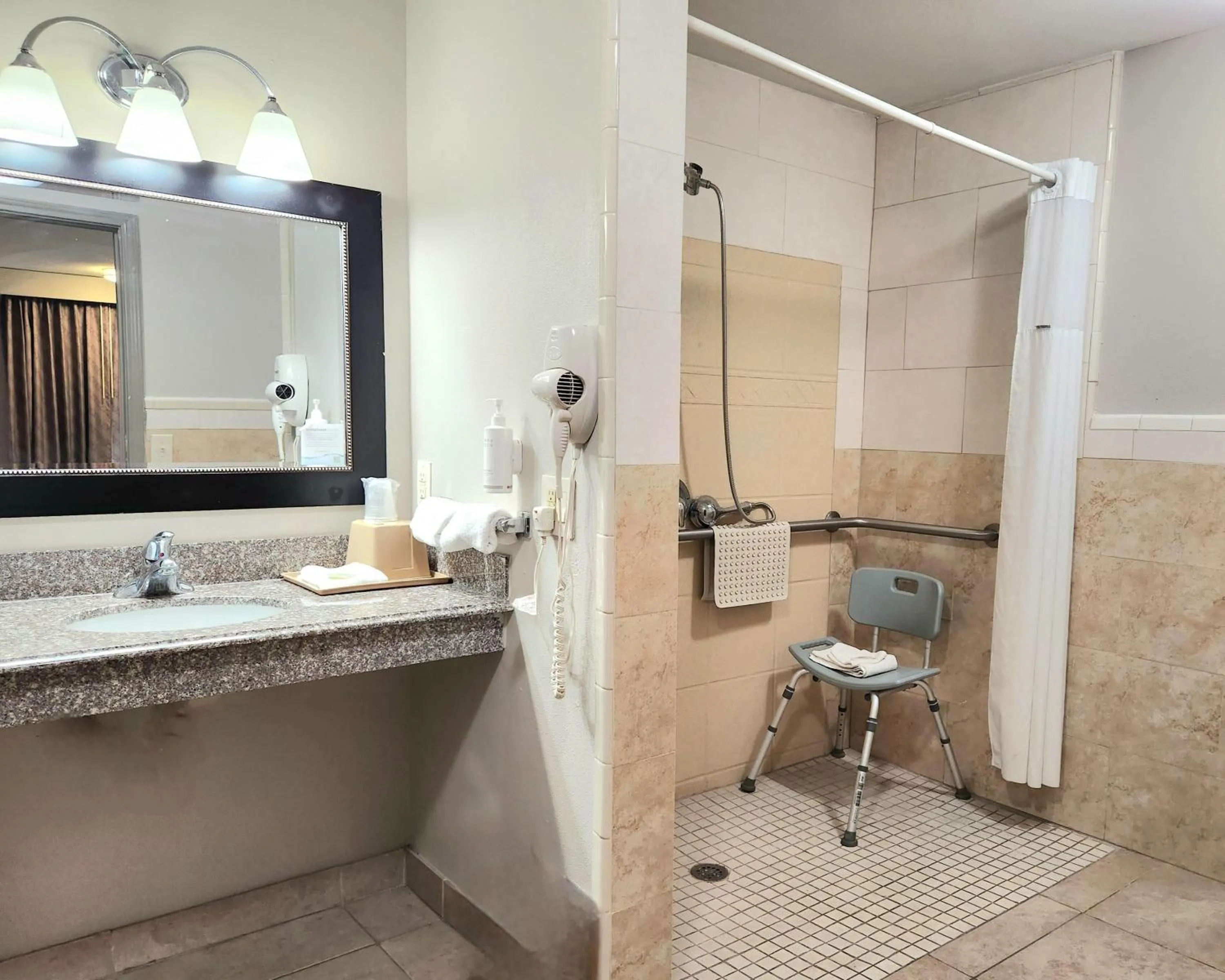 Shower in Days Inn by Wyndham McAllen