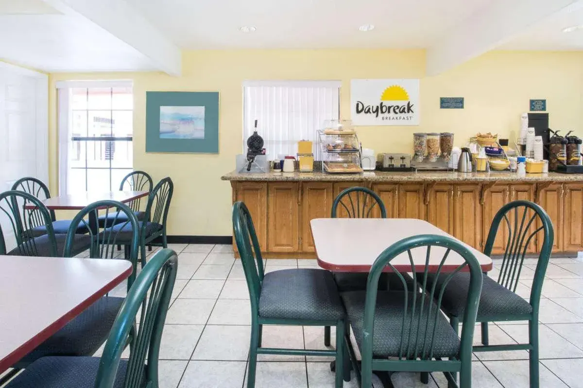 Restaurant/places to eat in Days Inn by Wyndham McAllen Restaurant/places to eat in Days Inn by Wyndham McAllen