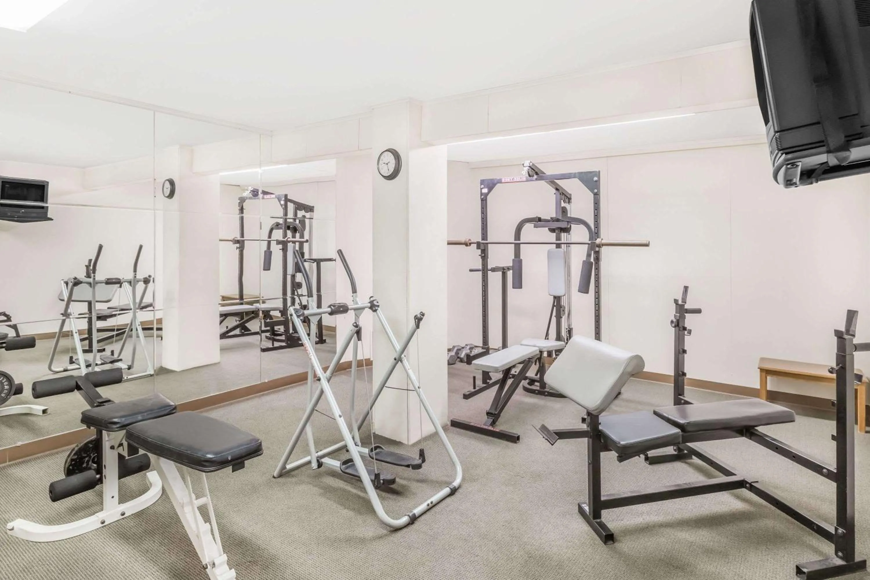 Fitness centre/facilities in Knights Inn & Suites South Sioux City