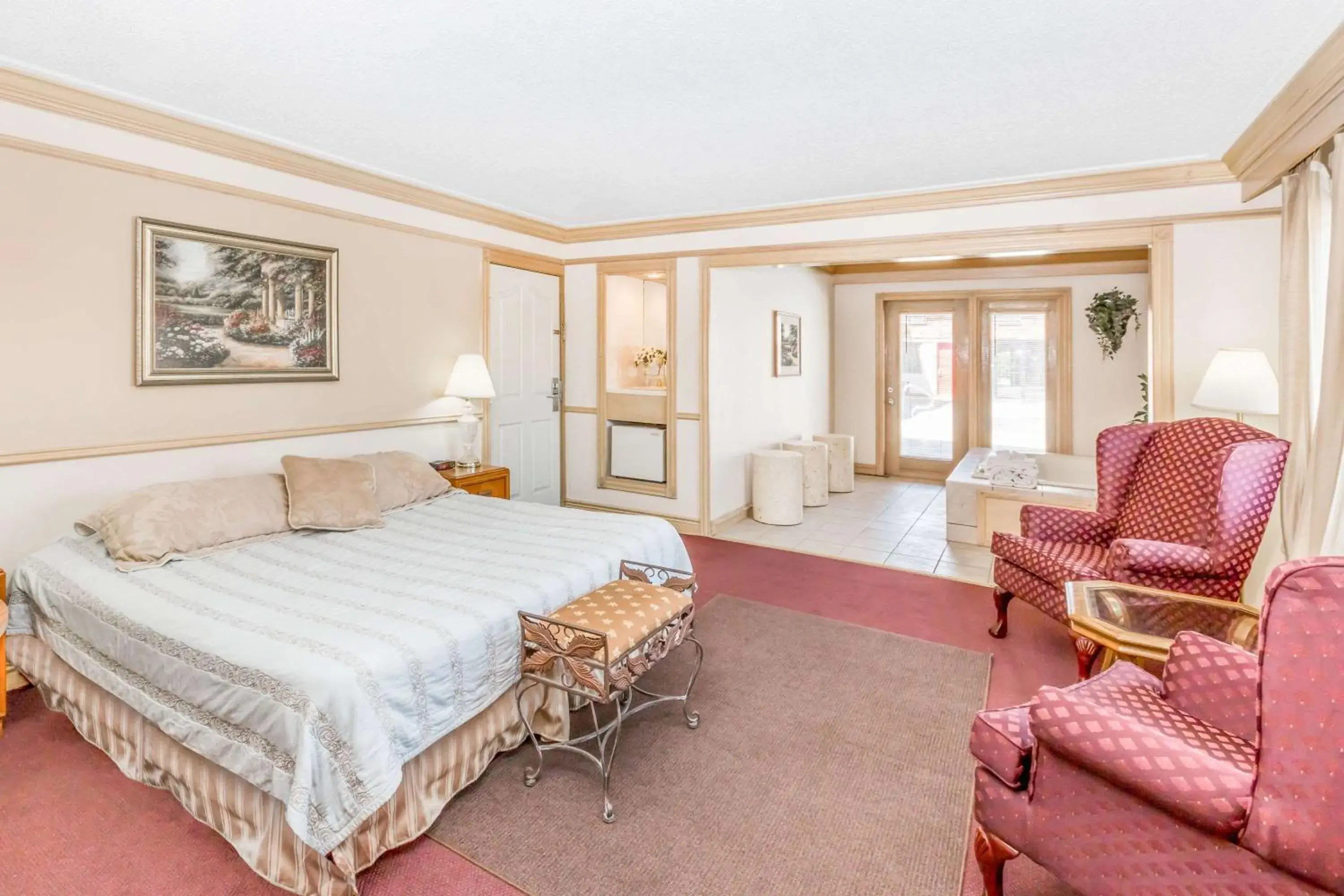 Deluxe King Suite in Knights Inn & Suites South Sioux City Deluxe King Suite in Knights Inn & Suites South Sioux City