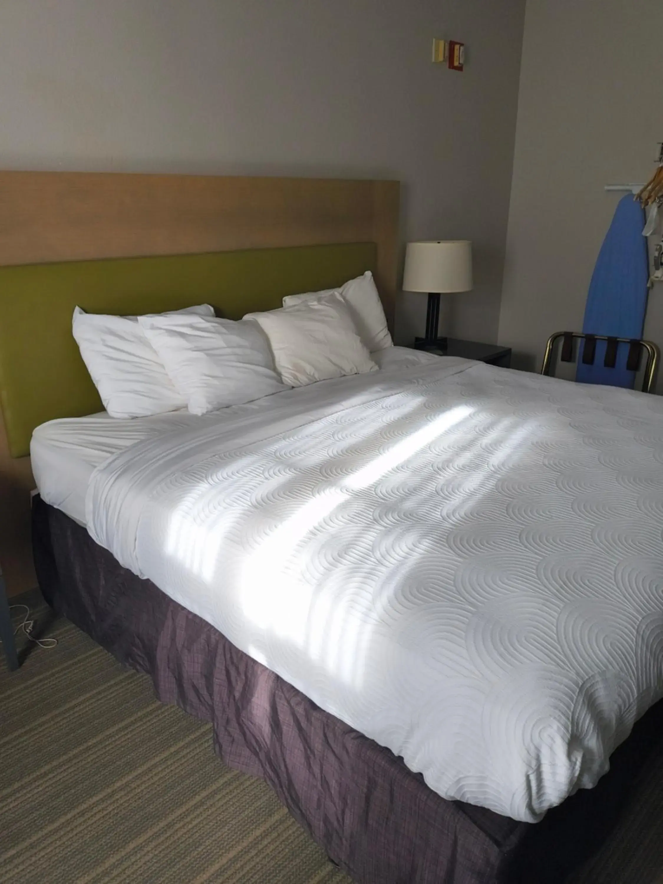 Bedroom, Bed in Country Inn & Suites by Radisson, Green Bay, WI Bedroom, Bed in Country Inn & Suites by Radisson, Green Bay, WI