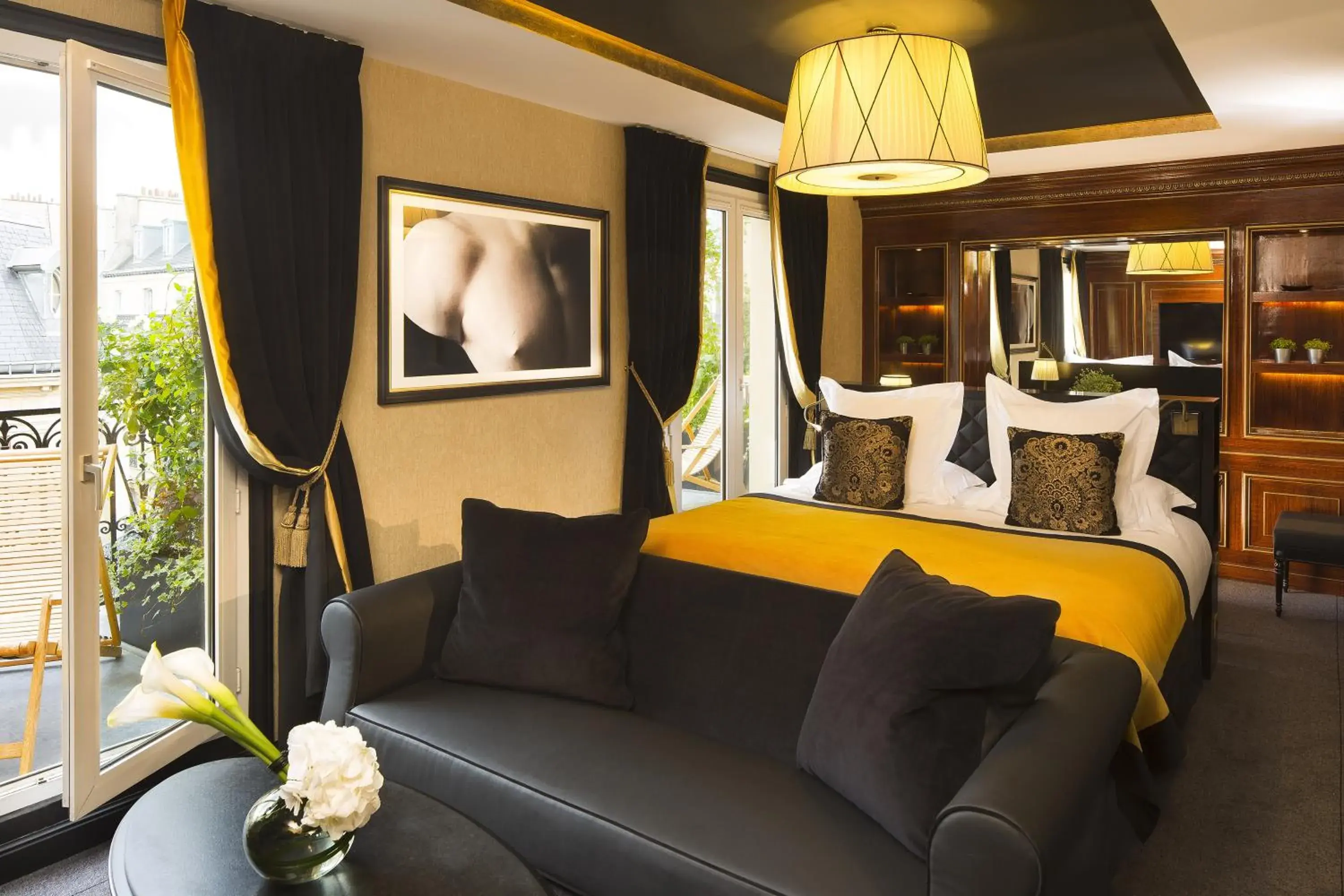 Imperial Suite in Le Belmont Paris Imperial Suite in Le Belmont Paris