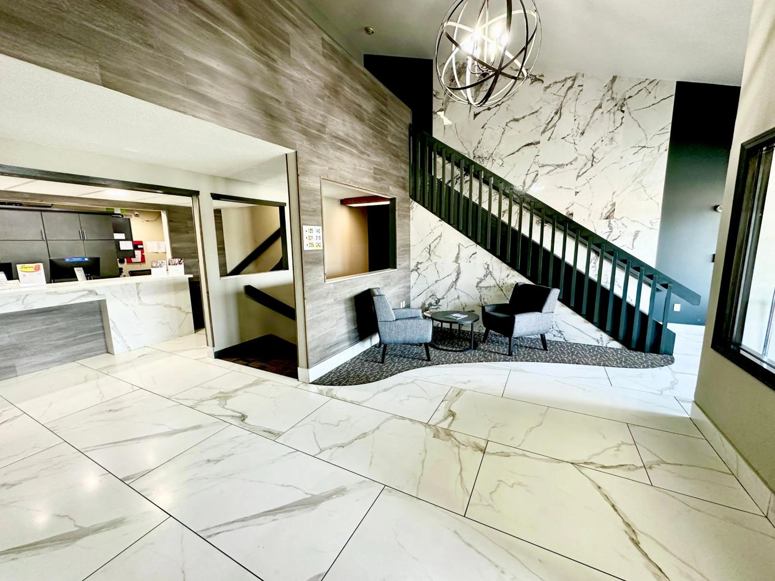 Lobby or reception in Super 8 by Wyndham Columbia Clark Lane