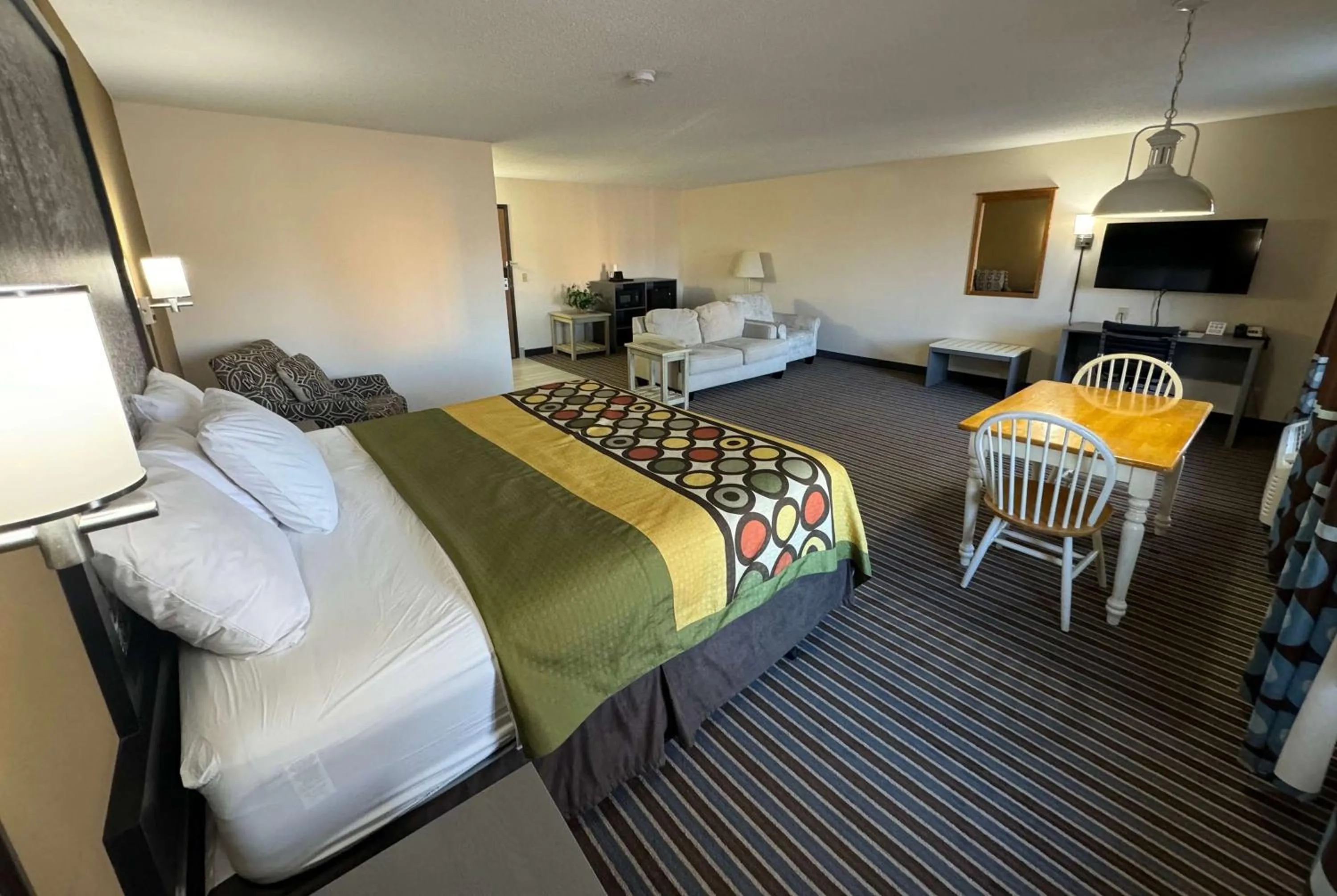 Bed in Super 8 by Wyndham Columbia Clark Lane