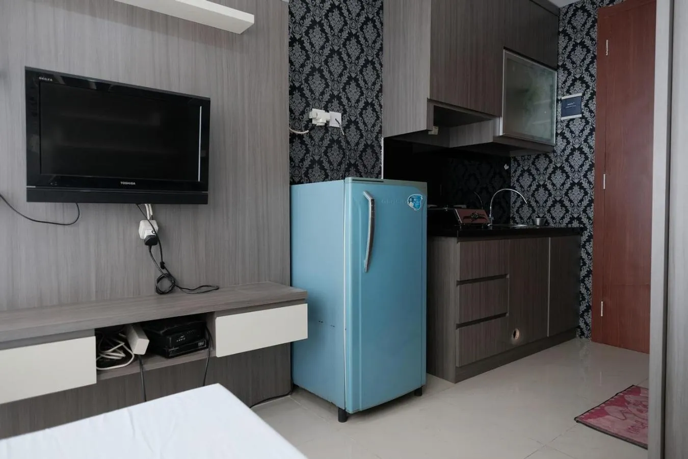 TV and multimedia in RedLiving Apartemen Saladdin Mansion - RAN Management