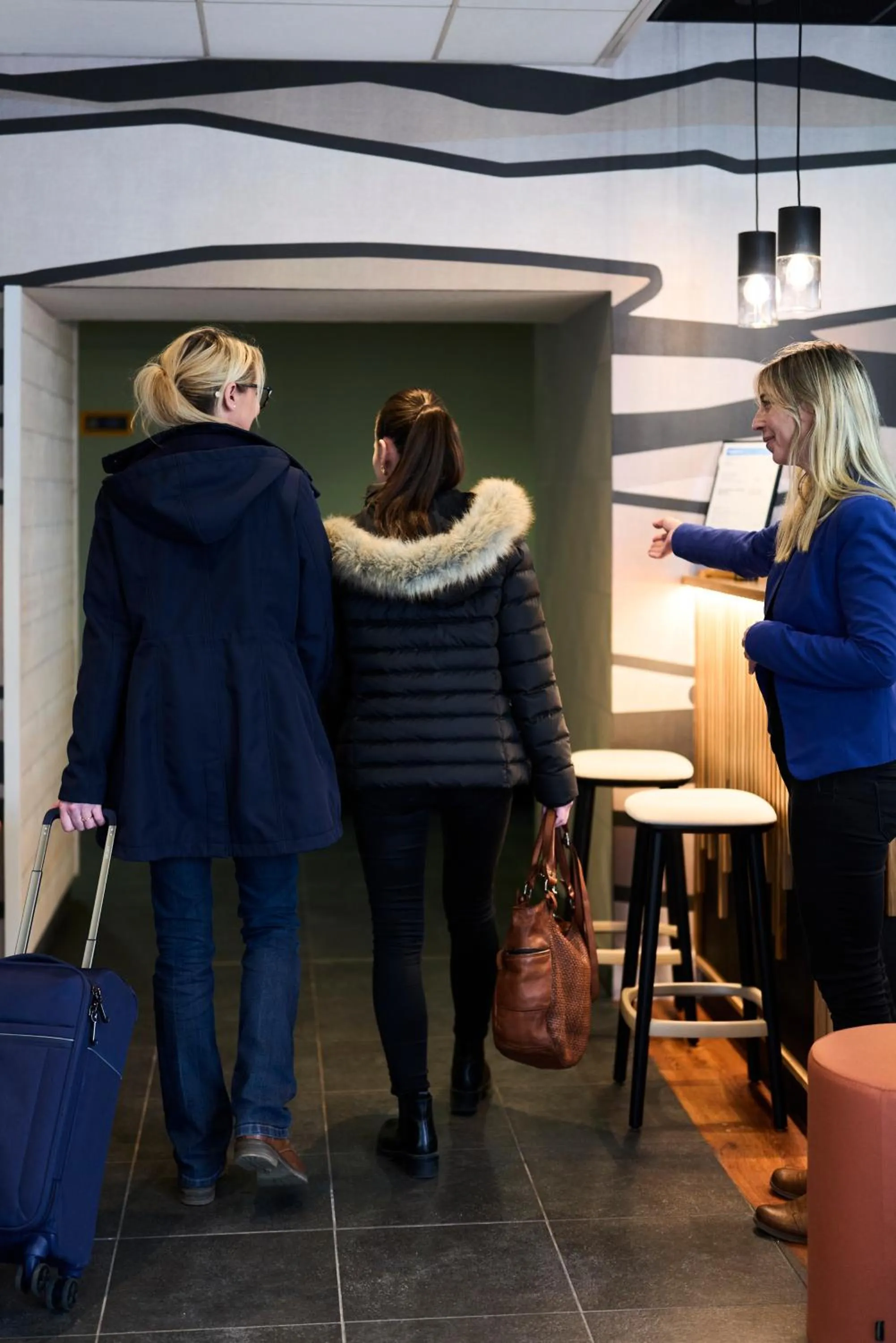 Lobby or reception in Kyriad Hôtel Lamballe - Gare TGV - Centre ville