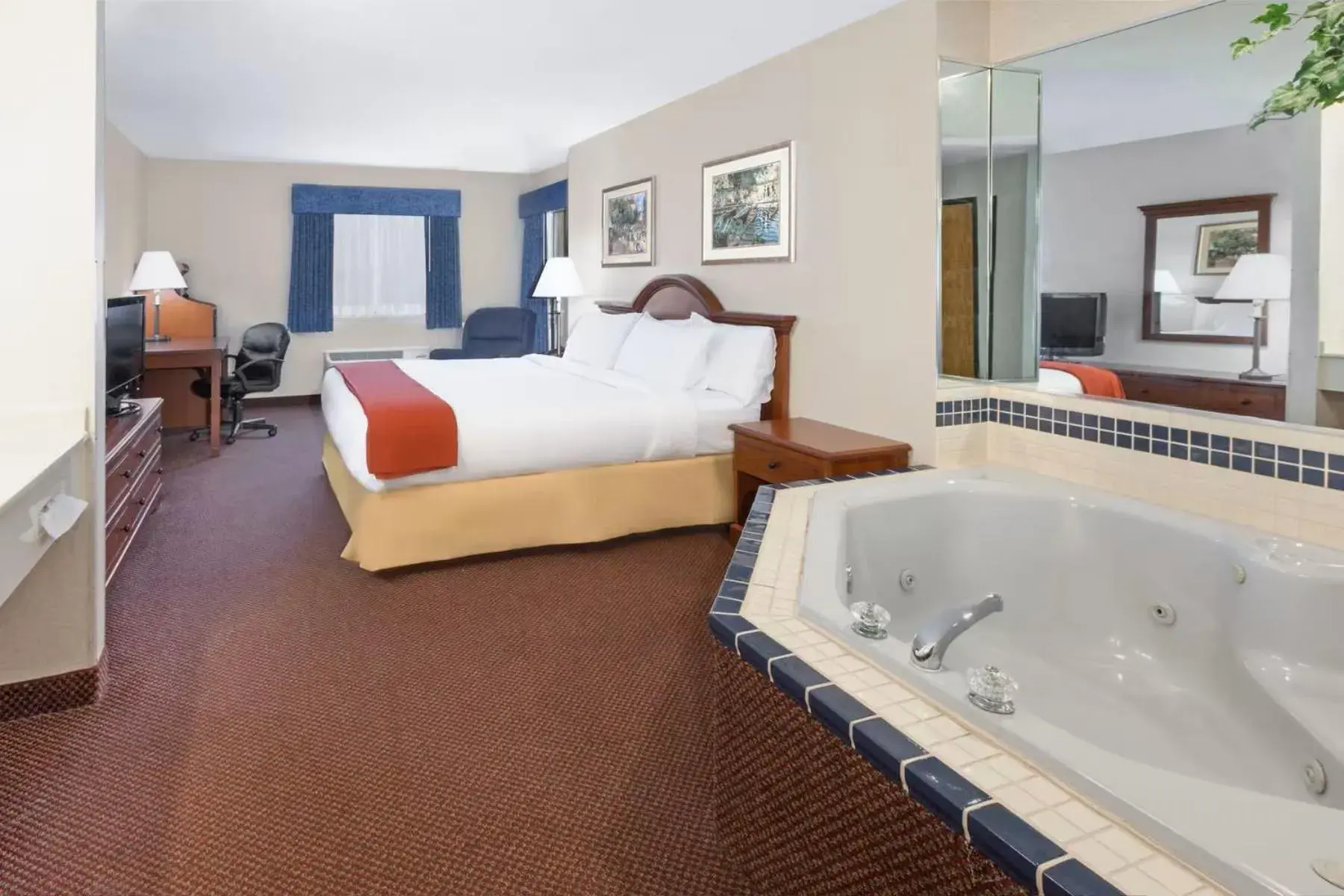 Bed in Baymont by Wyndham Howell/Brighton Bed in Baymont by Wyndham Howell/Brighton