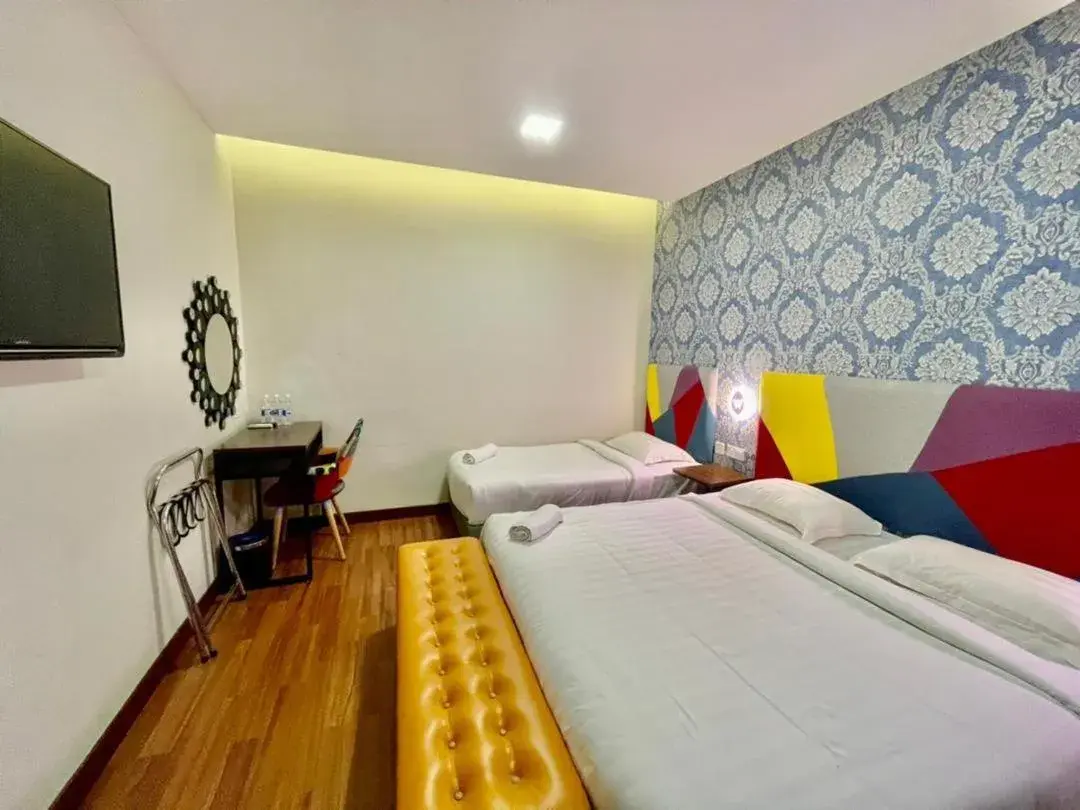 Bed in W Hotel Cemerlang Bed in W Hotel Cemerlang