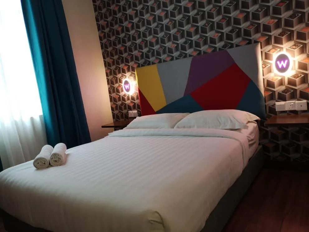 Bedroom, Bed in W Hotel Cemerlang