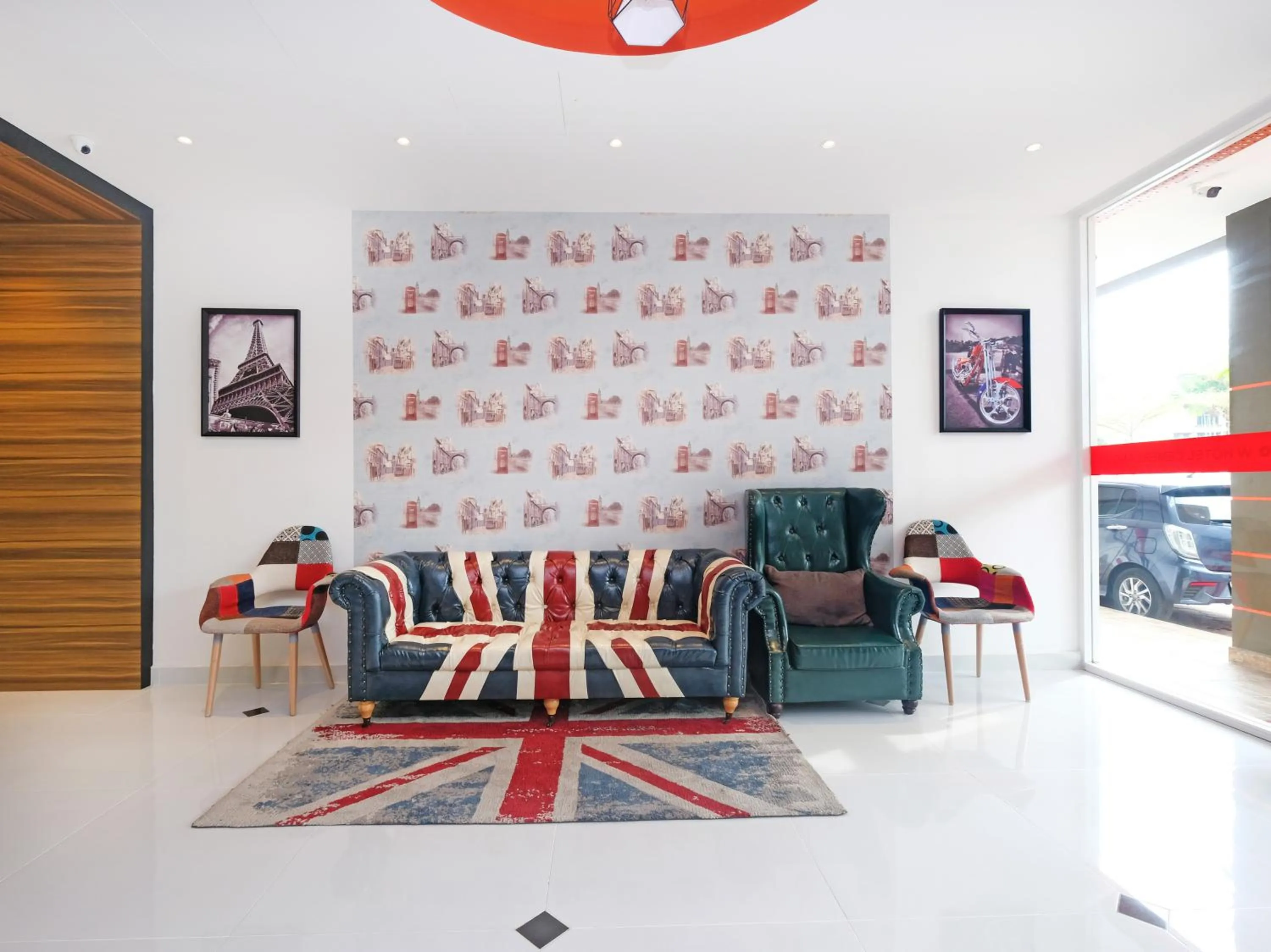 Lobby or reception in W Hotel Cemerlang