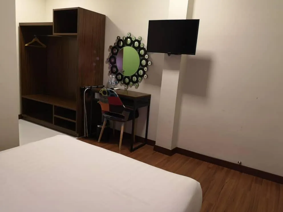 Bedroom, Bed in W Hotel Cemerlang