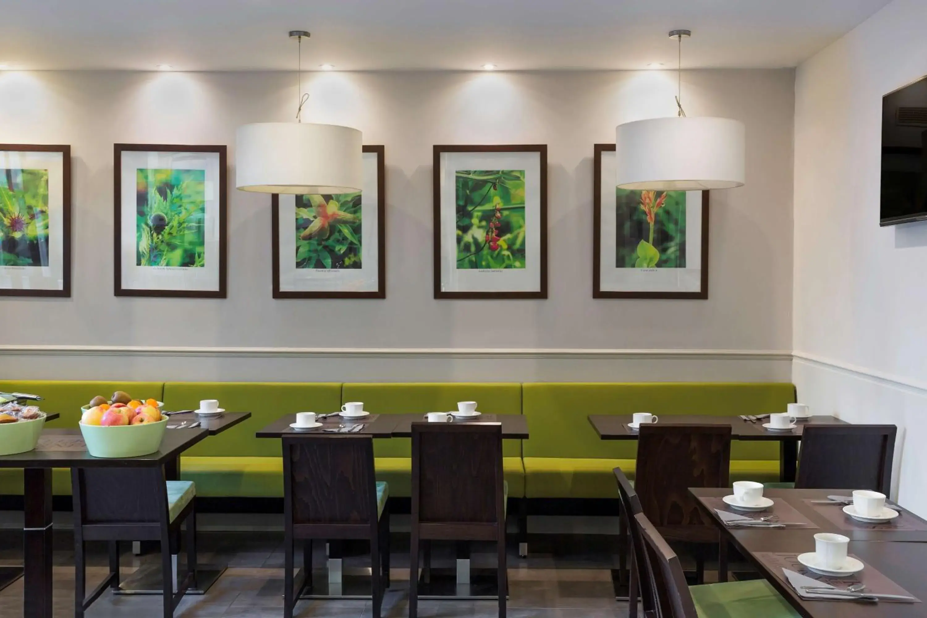 Restaurant/places to eat in Best Western Rives de Paris La Defense Restaurant/places to eat in Best Western Rives de Paris La Defense