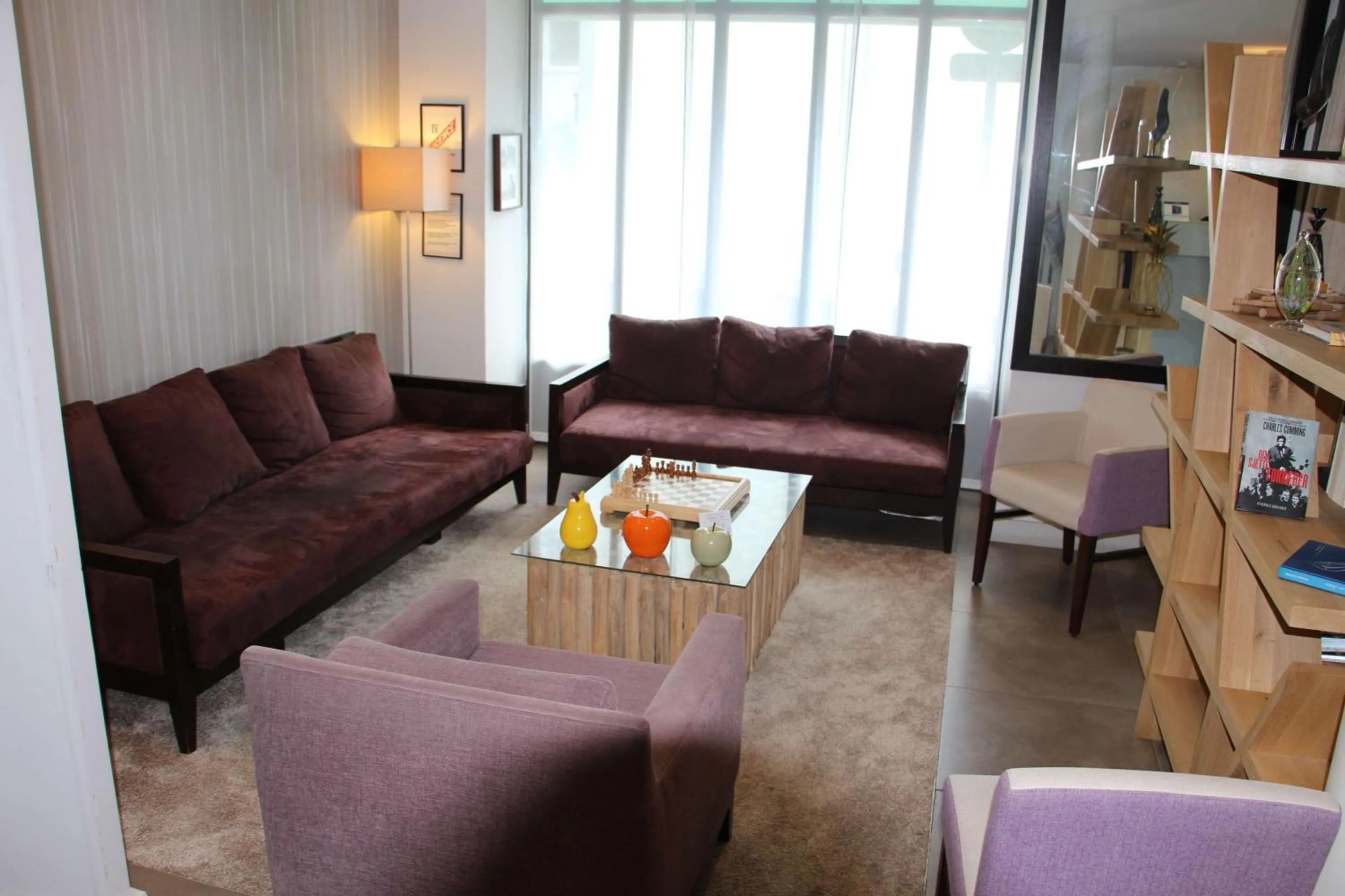 Lobby or reception in Best Western Rives de Paris La Defense