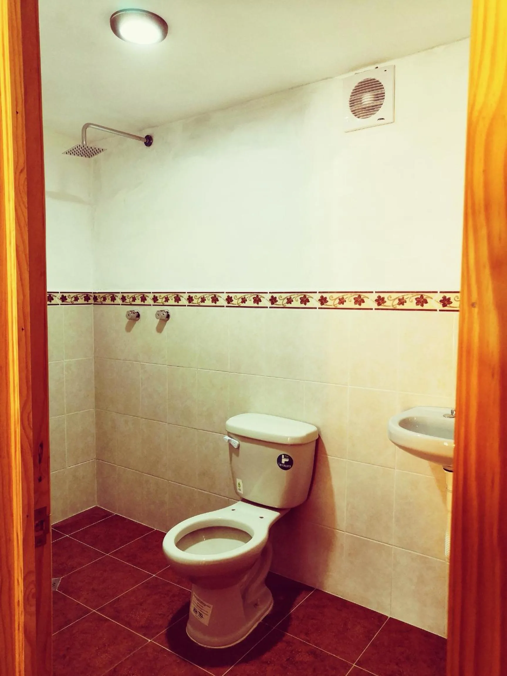 Shower in BONITO y AMPLIO DEPARTAMENTO con JARDÍN "EL PARAÍSO DE ZACATLÁN"