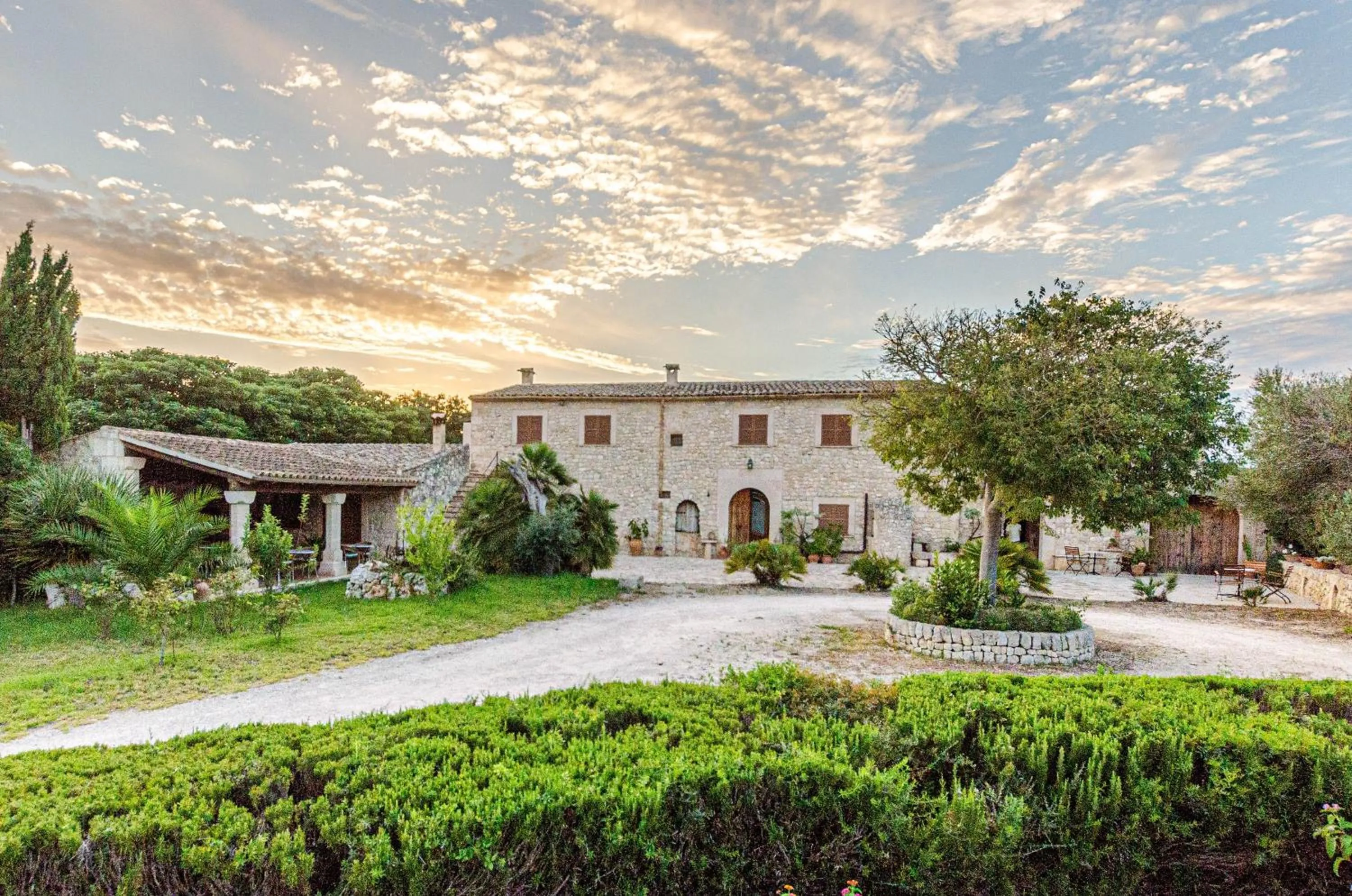 Property building in Finca es Rafal, Agroturisme