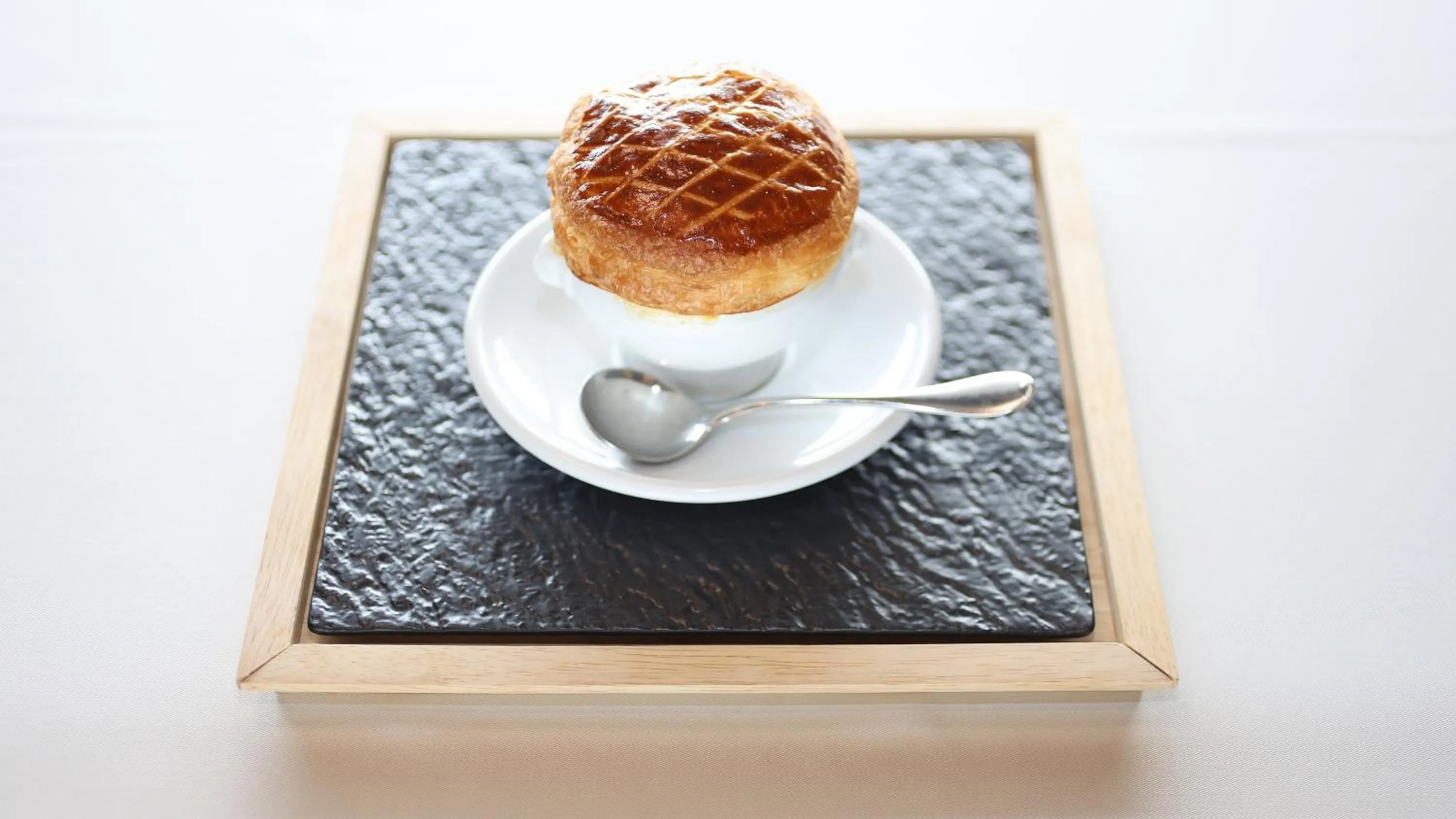 Food in the salon 伊豆高原 Hotels & Resort