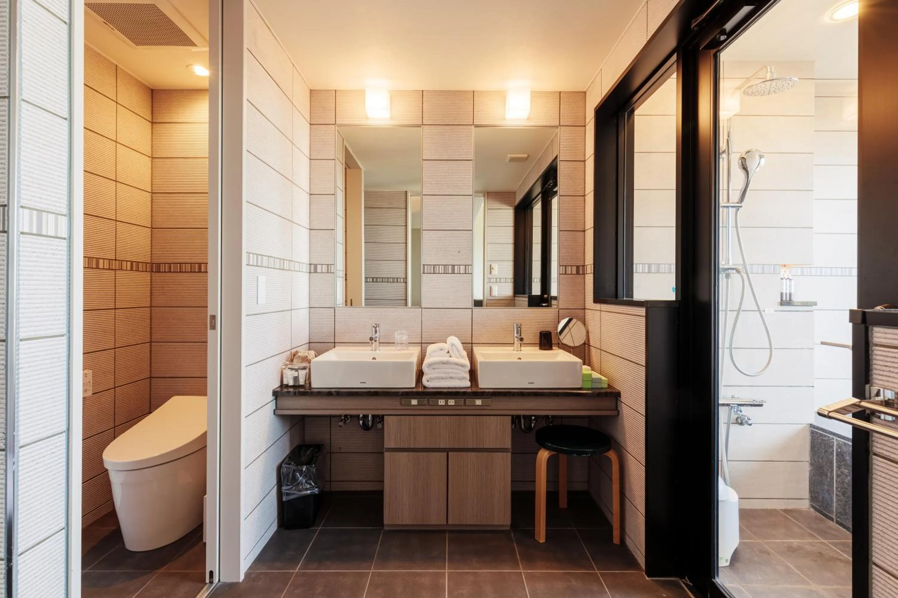 Bed in the salon 伊豆高原 Hotels & Resort