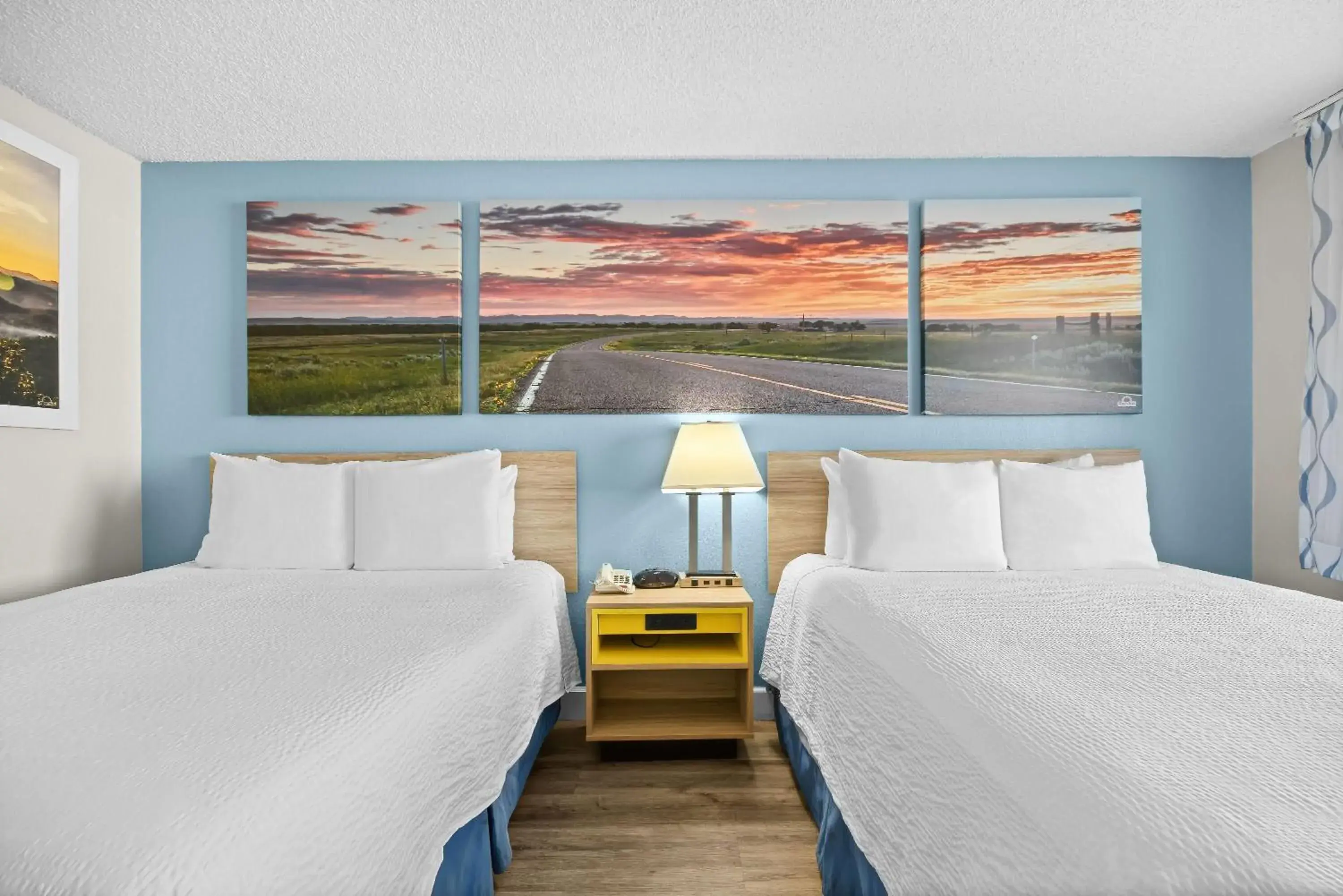 Bed in Days Inn by Wyndham Lost Hills Bed in Days Inn by Wyndham Lost Hills